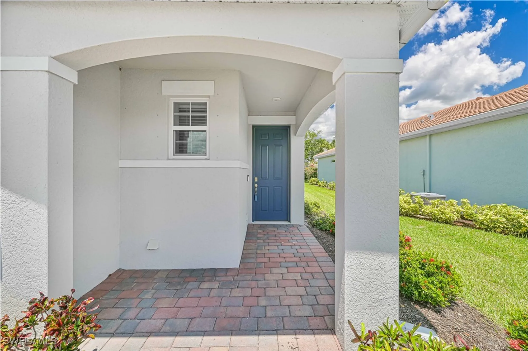 Property Slideshow image 3 of 31 | 2113 summersweet dr, Alva, FL, 33920