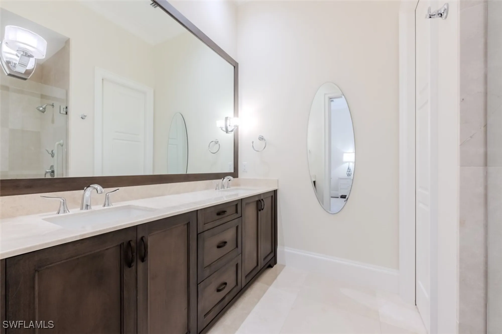 Property Slideshow image 28 of 44 | 702 bobwhite ln, Naples, FL, 34108