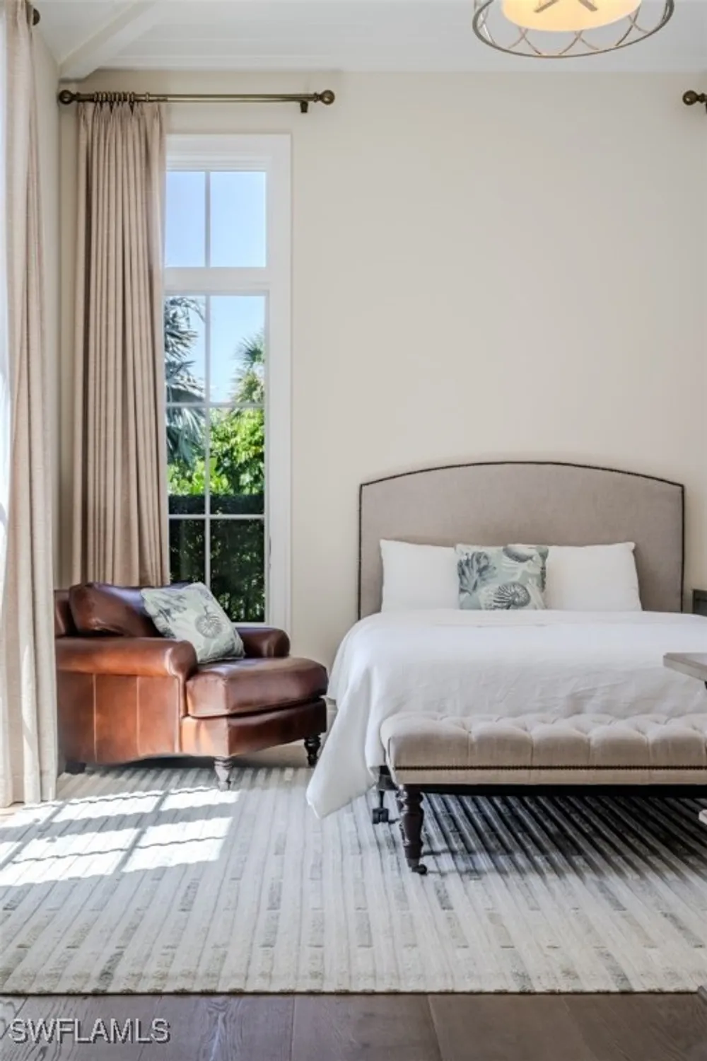 Property Slideshow image 29 of 44 | 702 bobwhite ln, Naples, FL, 34108