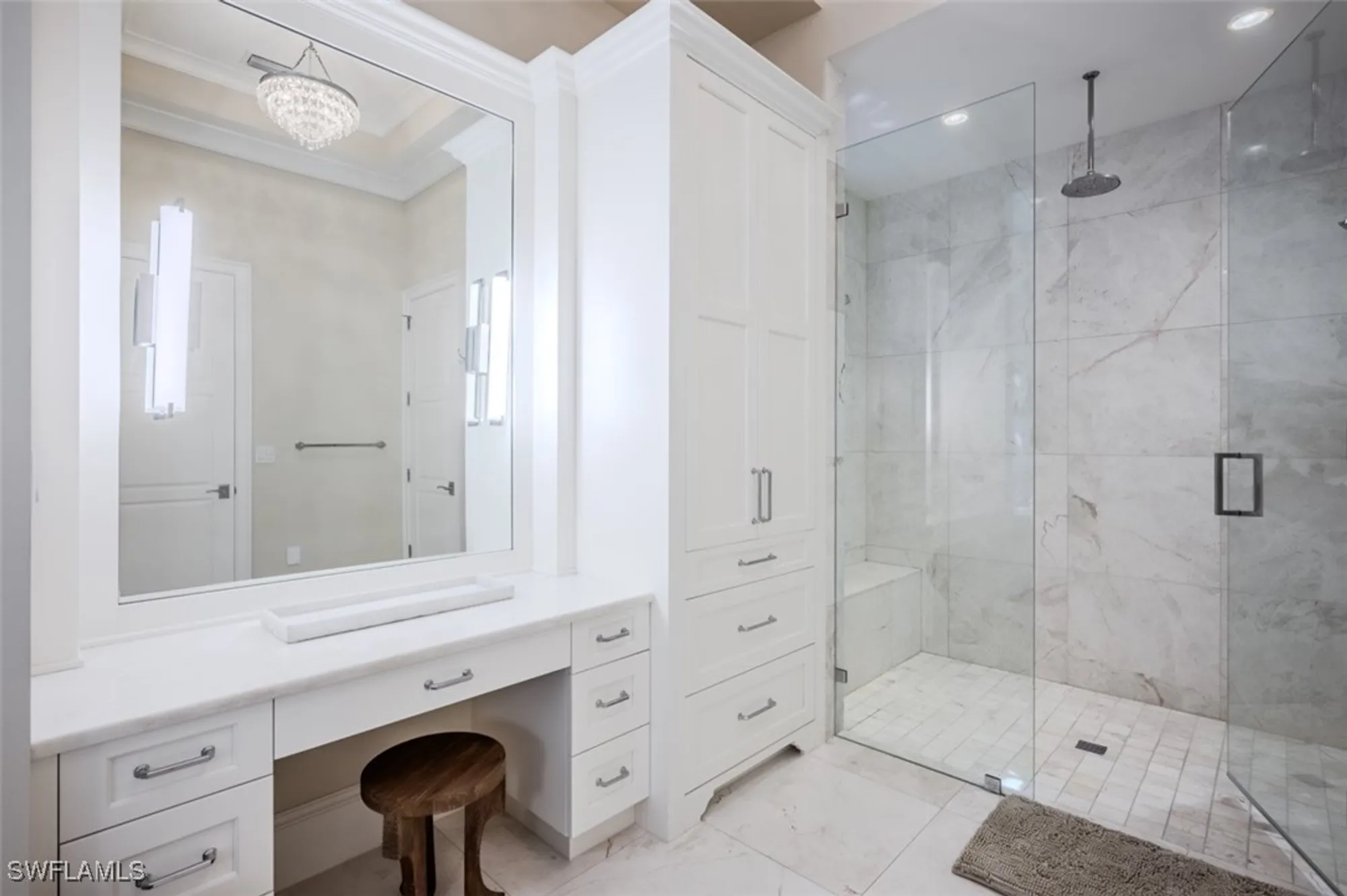 Property Slideshow image 21 of 44 | 702 bobwhite ln, Naples, FL, 34108