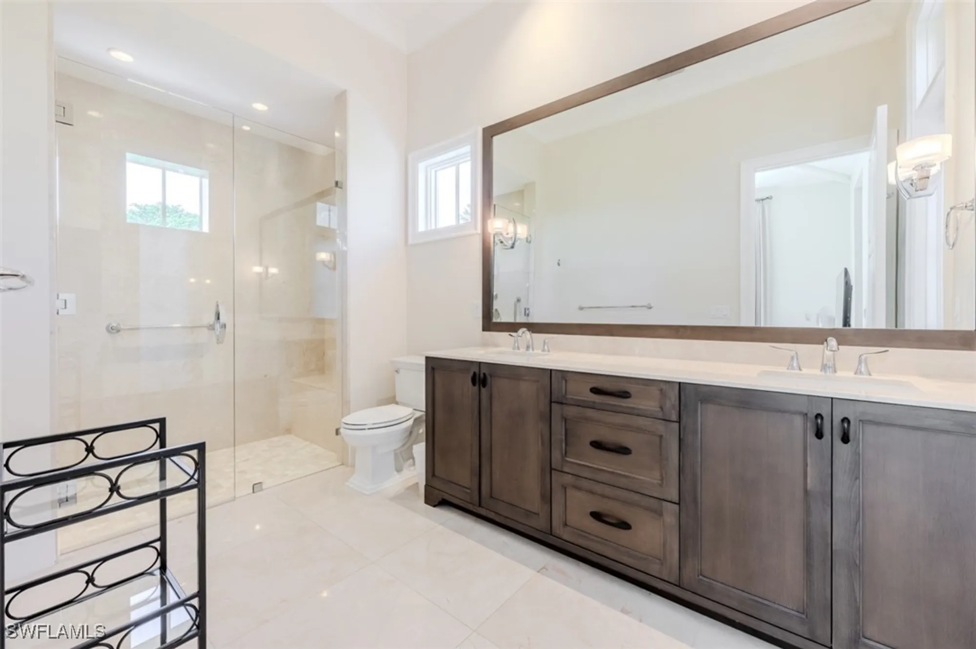 Property Slideshow image 32 of 44 | 702 bobwhite ln, Naples, FL, 34108