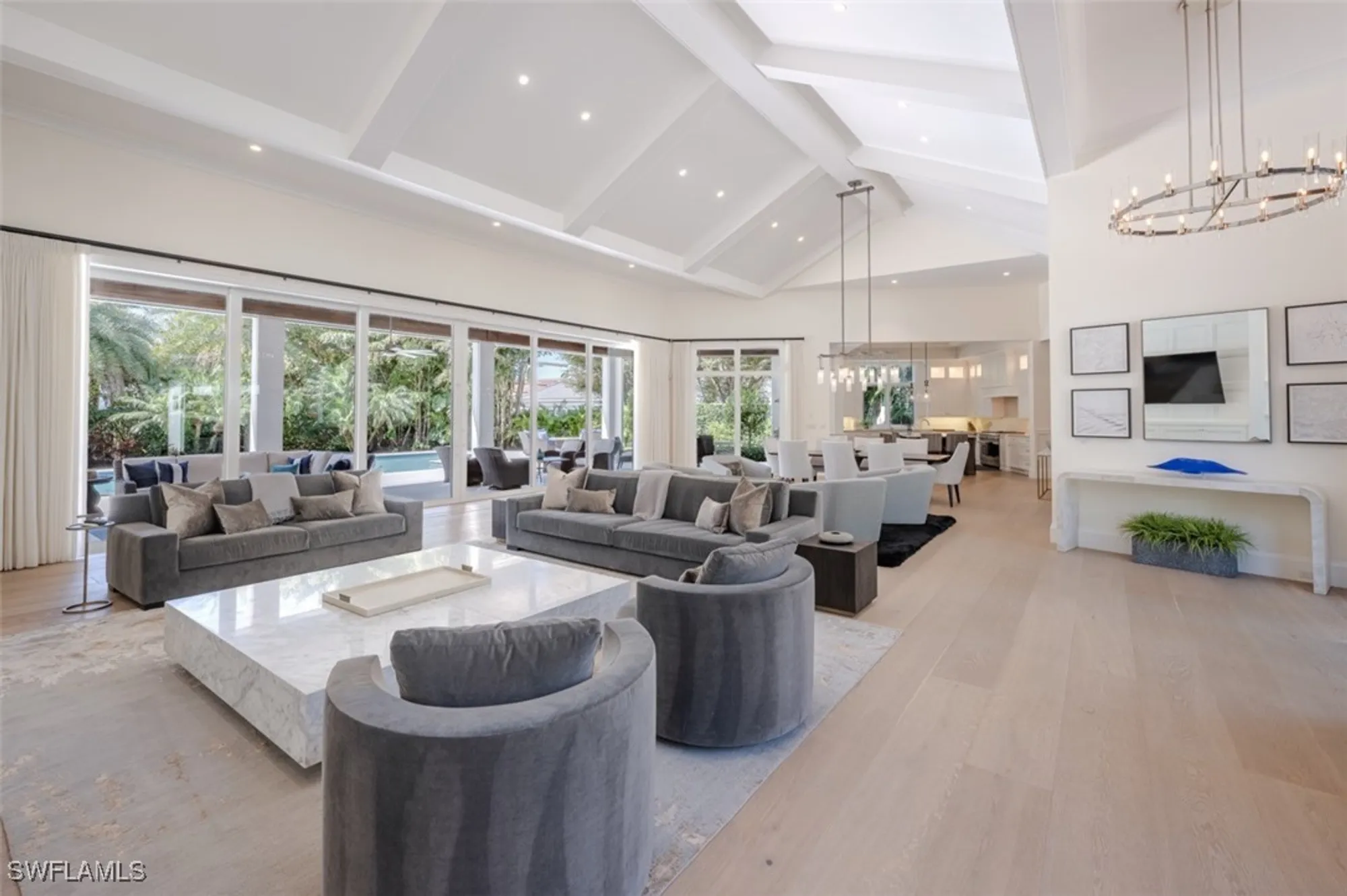 Property Slideshow image 6 of 44 | 702 bobwhite ln, Naples, FL, 34108