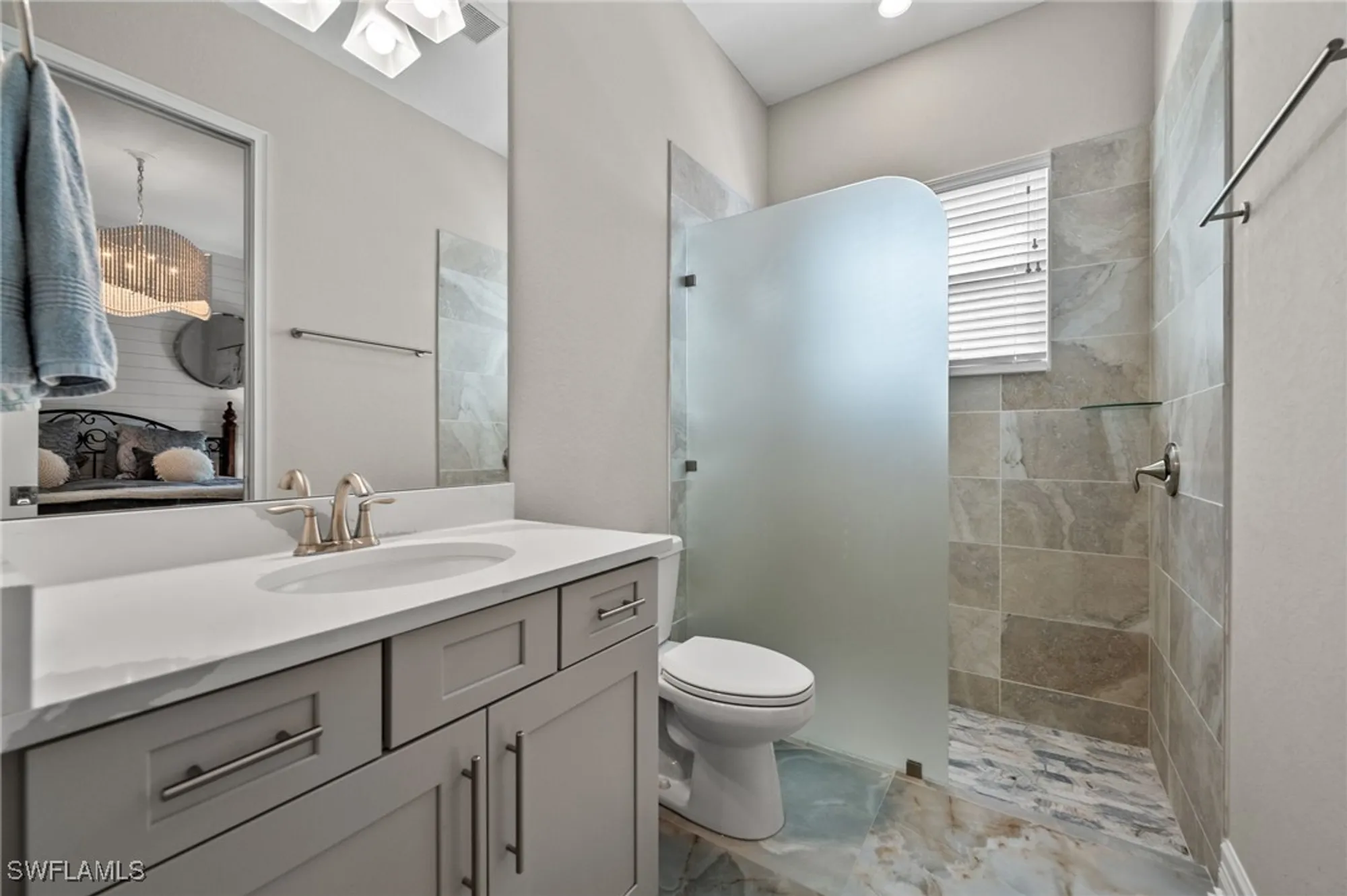 Property Slideshow image 39 of 49 | 13448 blue bay cir, Fort Myers, FL, 33913