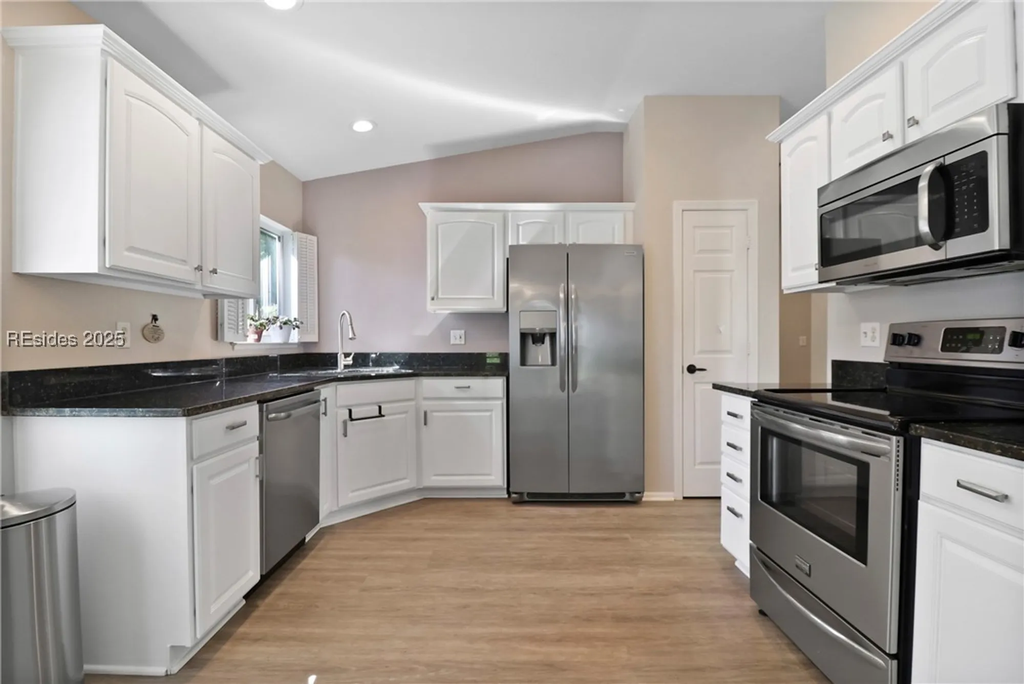 Property Slideshow image 18 of 50 | 22 purry cir, Bluffton, SC, 29909