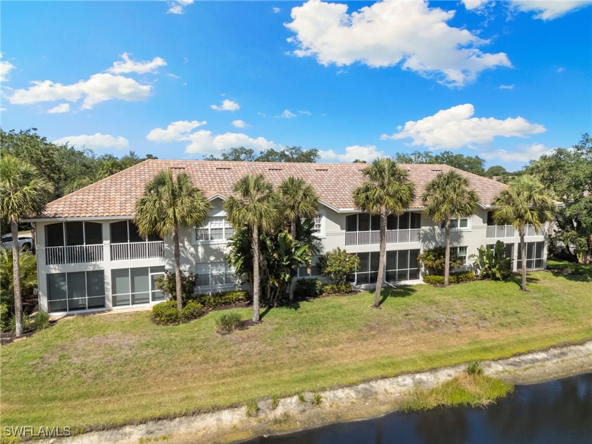 Property Slideshow image 17 of 21 | 25051 banbridge ct 202, Bonita Springs, FL, 34134