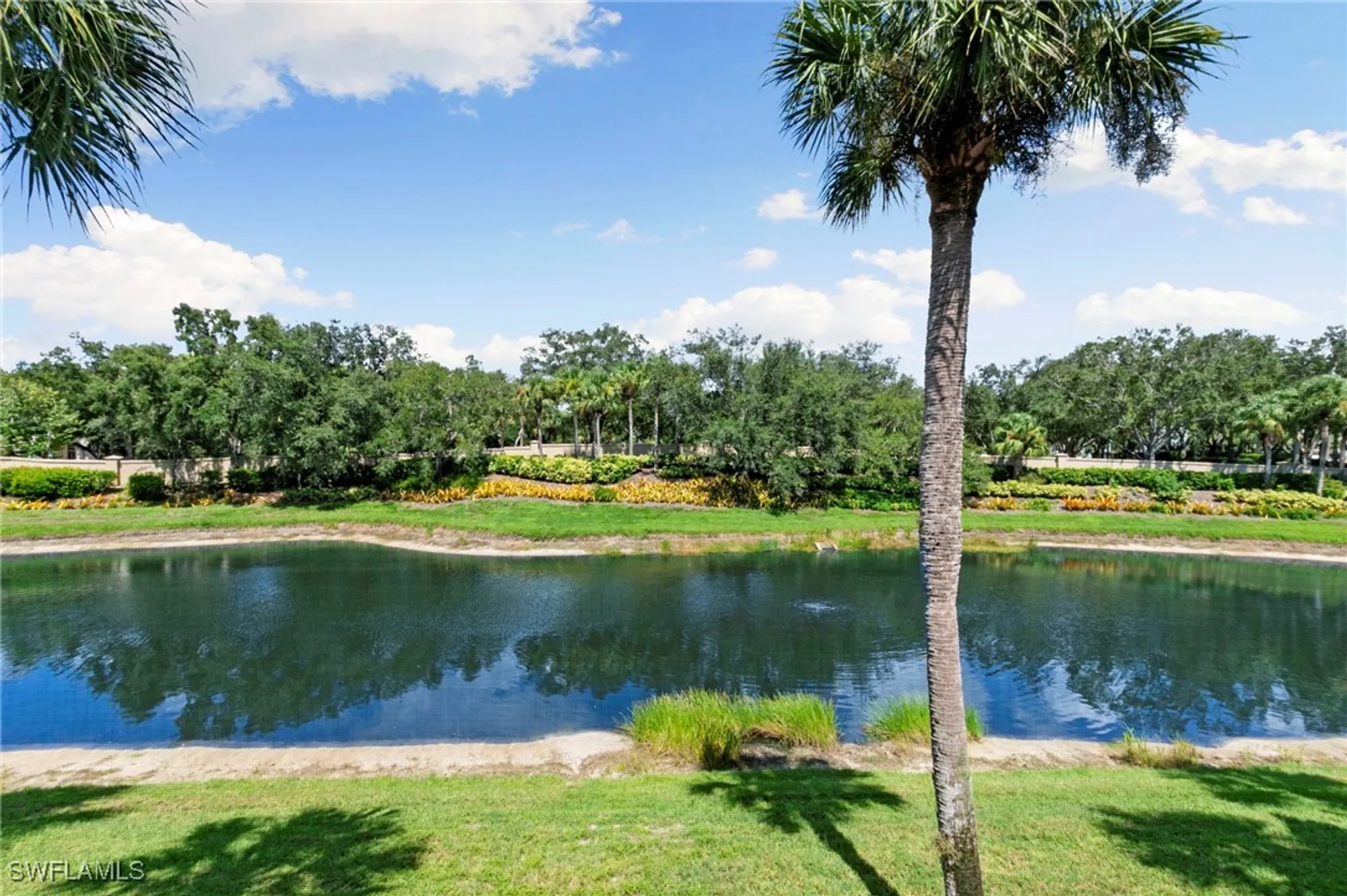 Property Slideshow image 19 of 21 | 25051 banbridge ct 202, Bonita Springs, FL, 34134