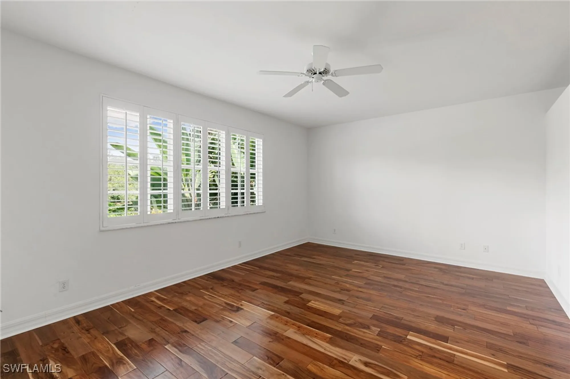 Property Slideshow image 5 of 21 | 25051 banbridge ct 202, Bonita Springs, FL, 34134