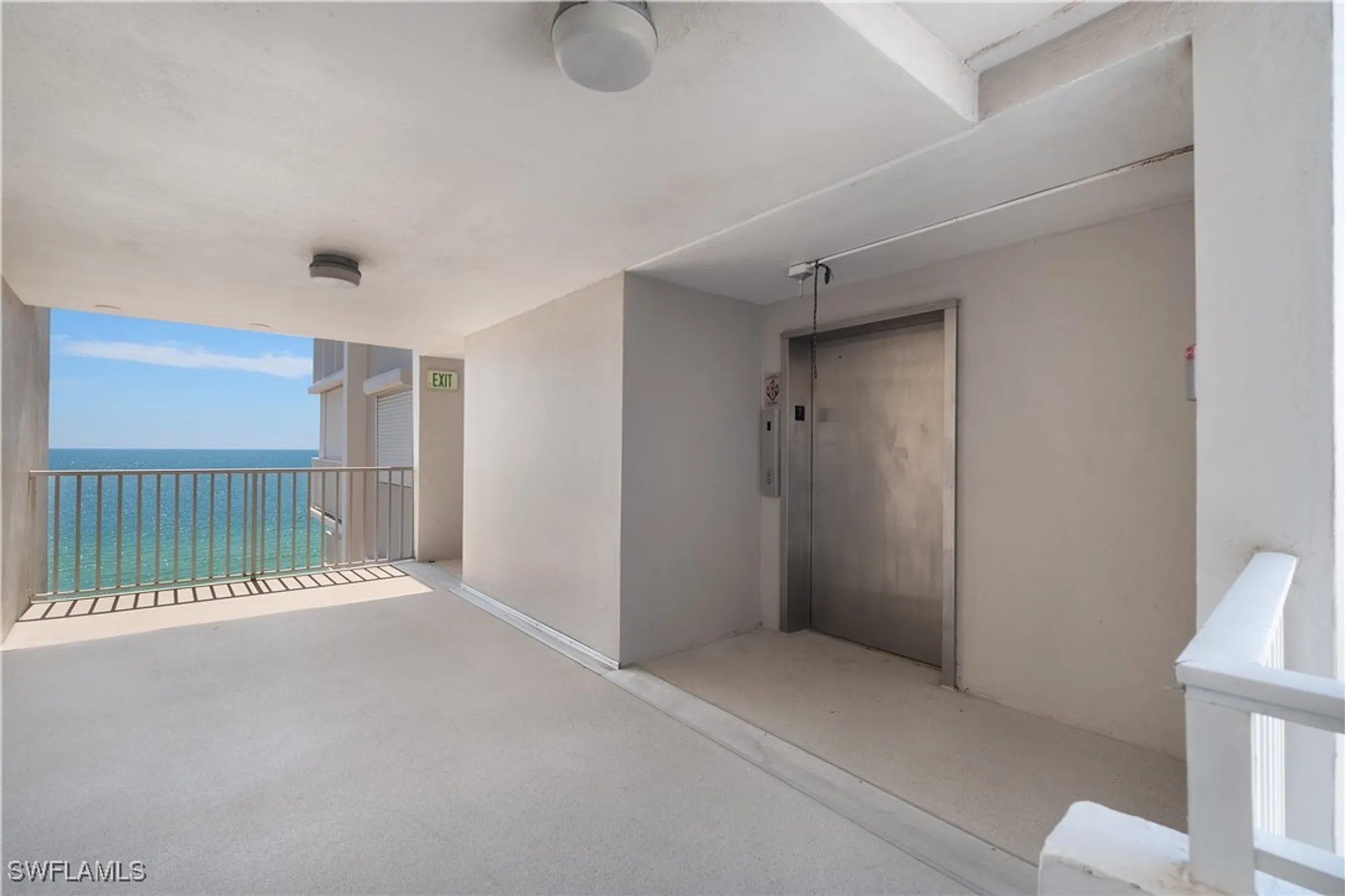 Property Slideshow image 17 of 35 | 3443 gulf shore blvd 704, Naples, FL, 34103