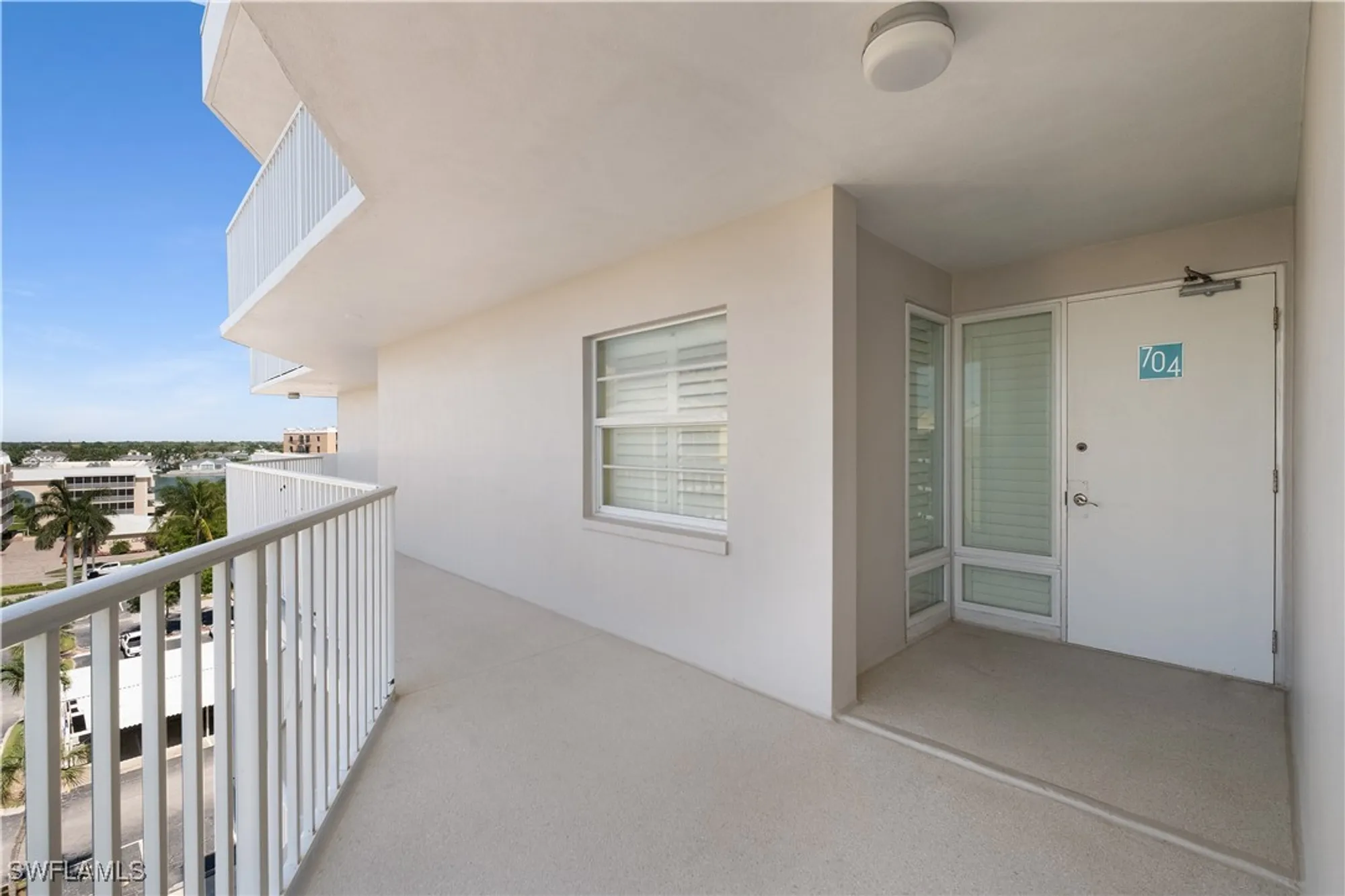 Property Slideshow image 18 of 35 | 3443 gulf shore blvd 704, Naples, FL, 34103