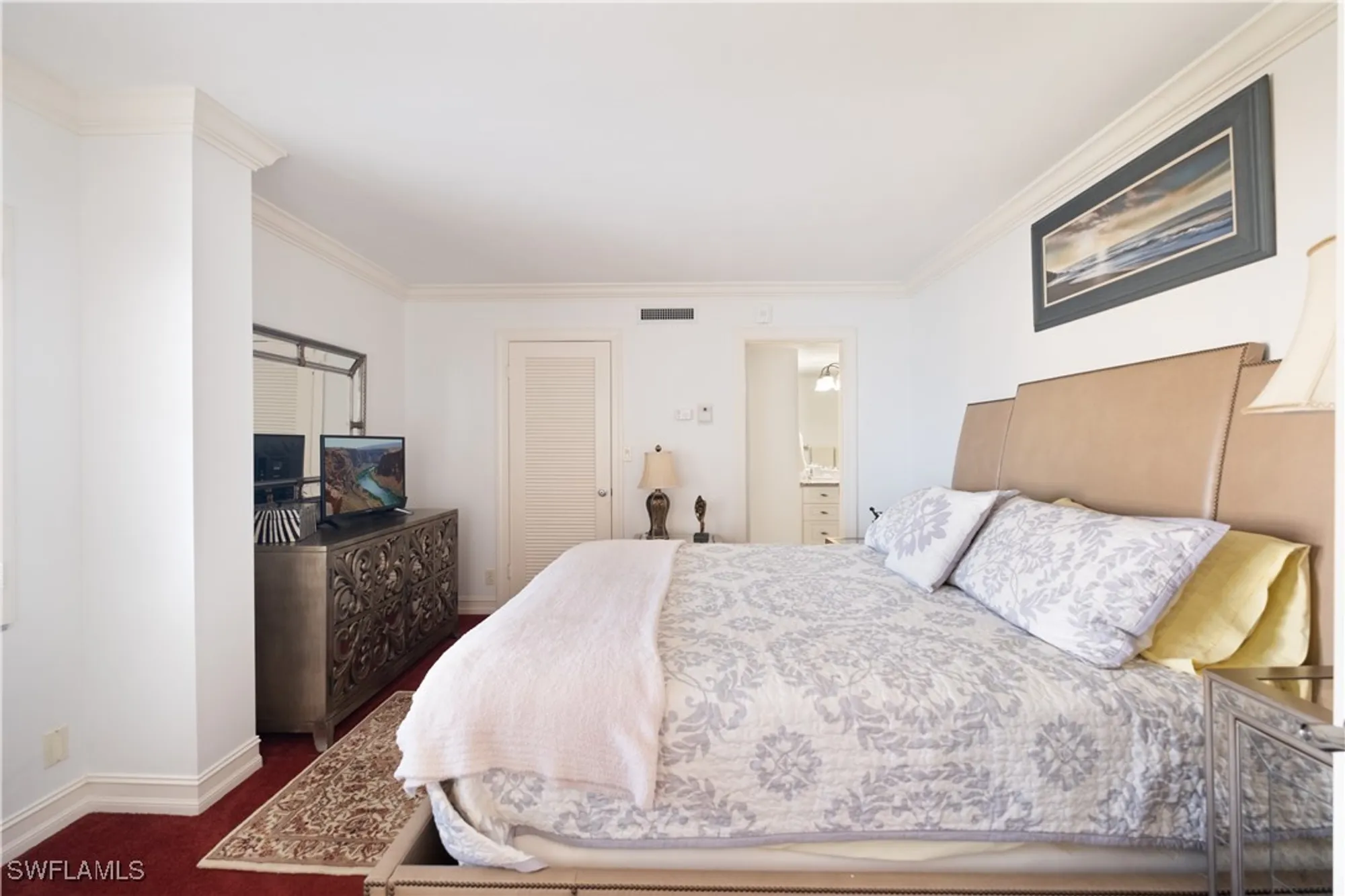 Property Slideshow image 6 of 35 | 3443 gulf shore blvd 704, Naples, FL, 34103