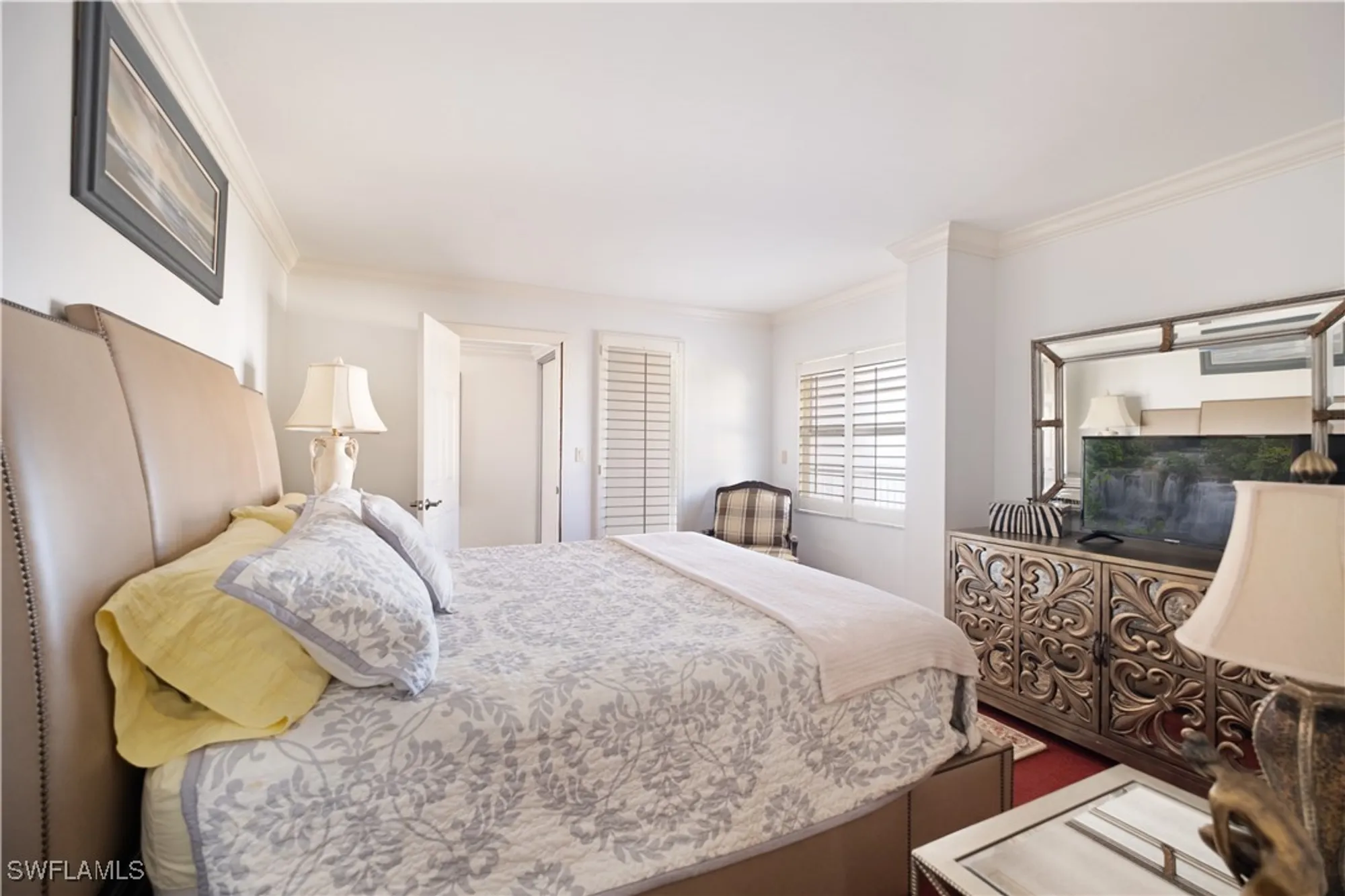 Property Slideshow image 8 of 35 | 3443 gulf shore blvd 704, Naples, FL, 34103