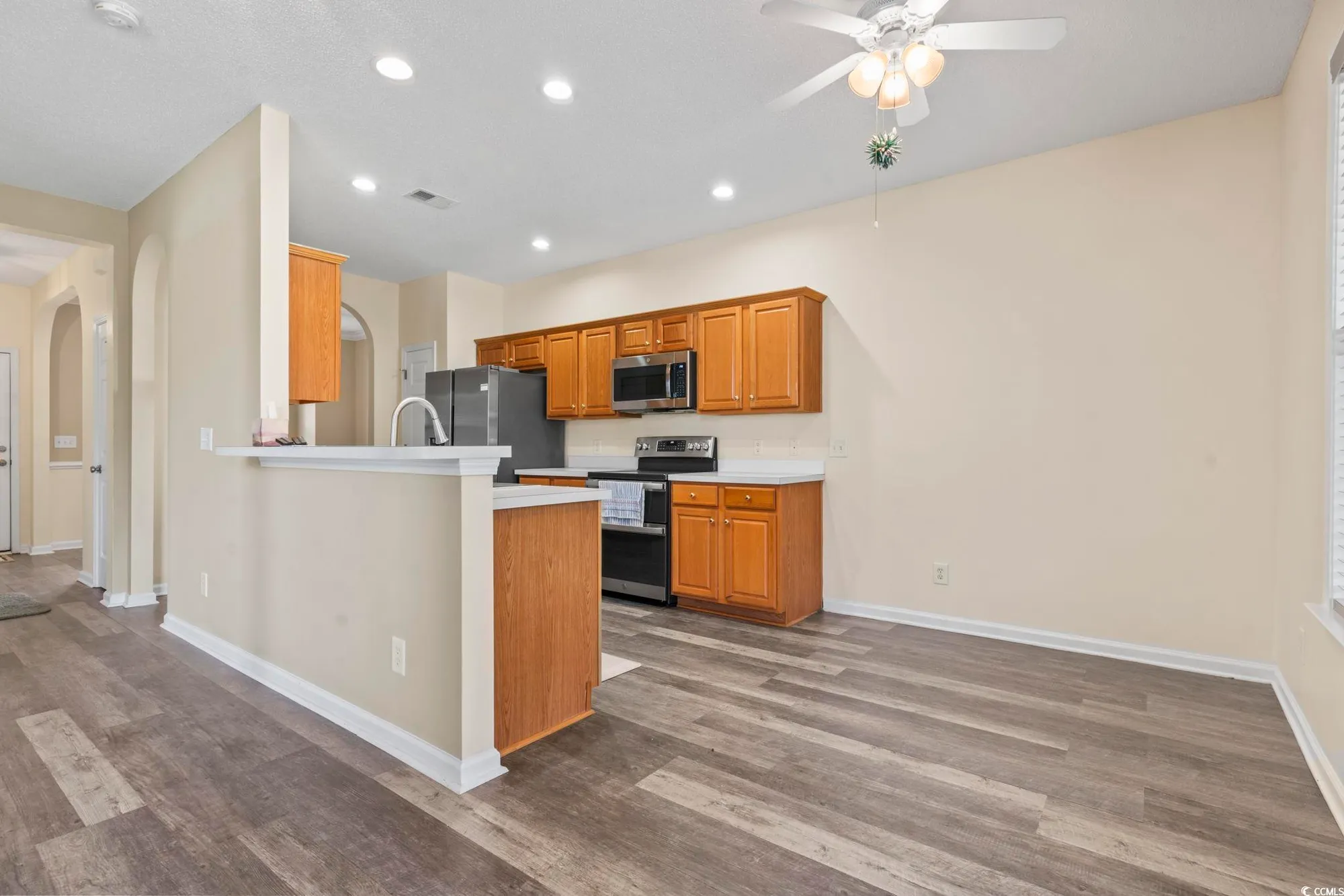 Property Slideshow image 8 of 19 | 185 fulbourn pl, Myrtle Beach, SC, 29579