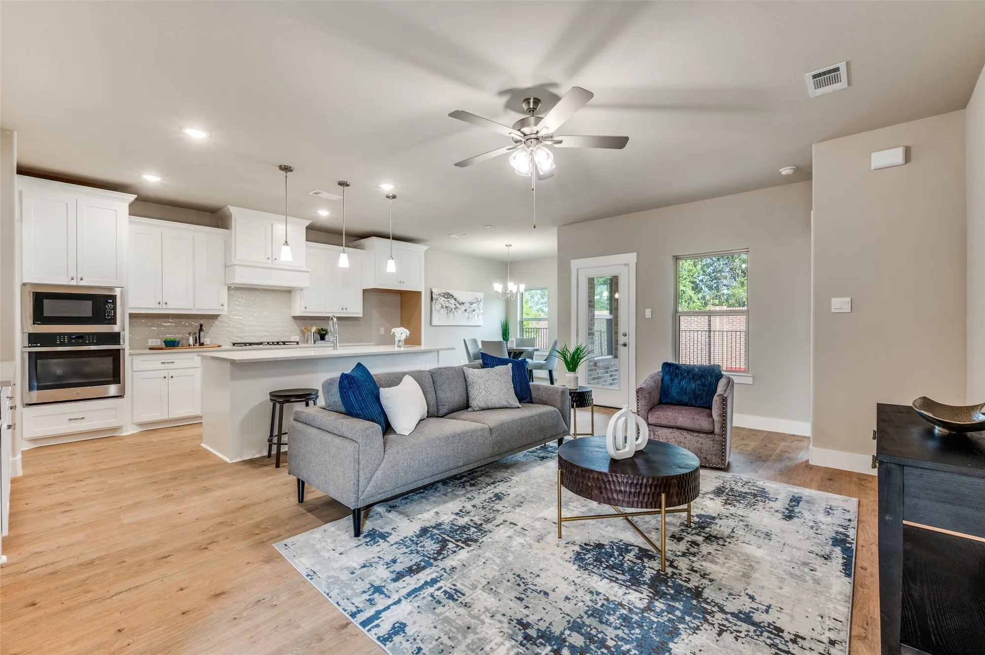 Property Slideshow image 11 of 26 | 3429 esplanade dr, Little Elm, TX, 75068