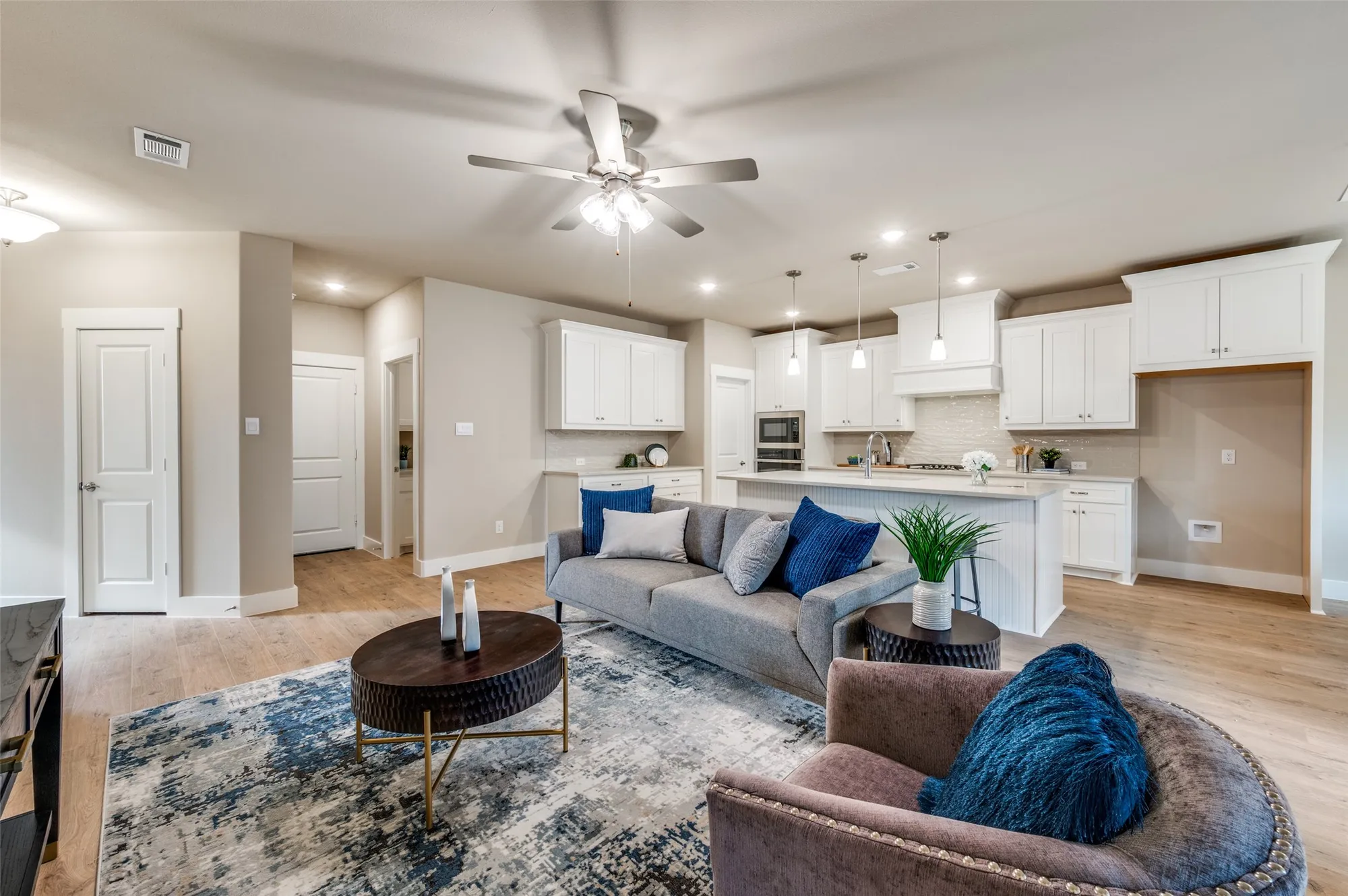 Property Slideshow image 13 of 26 | 3429 esplanade dr, Little Elm, TX, 75068