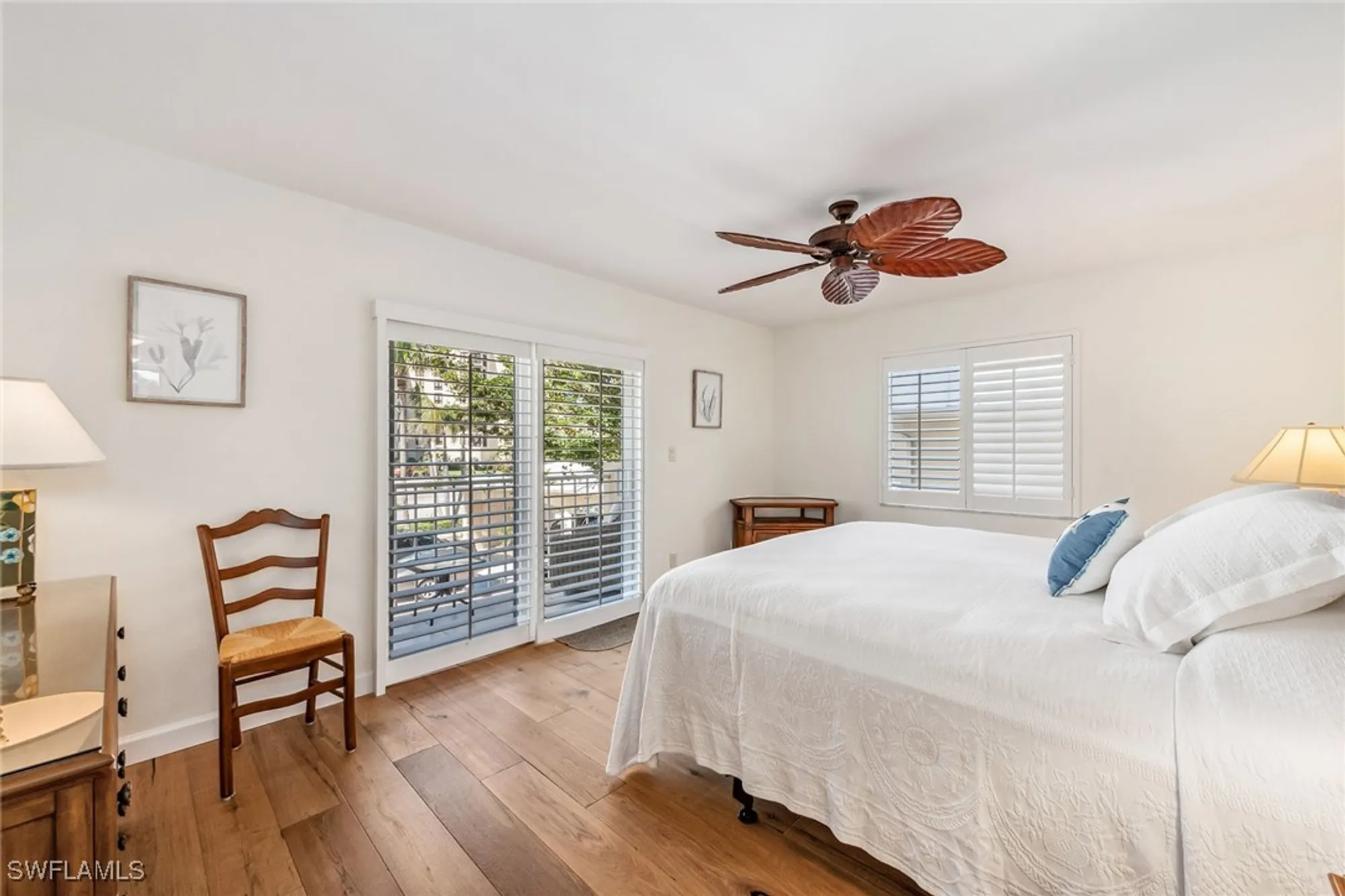 Property Slideshow image 12 of 27 | 3000 gulf shore blvd 207, Naples, FL, 34103