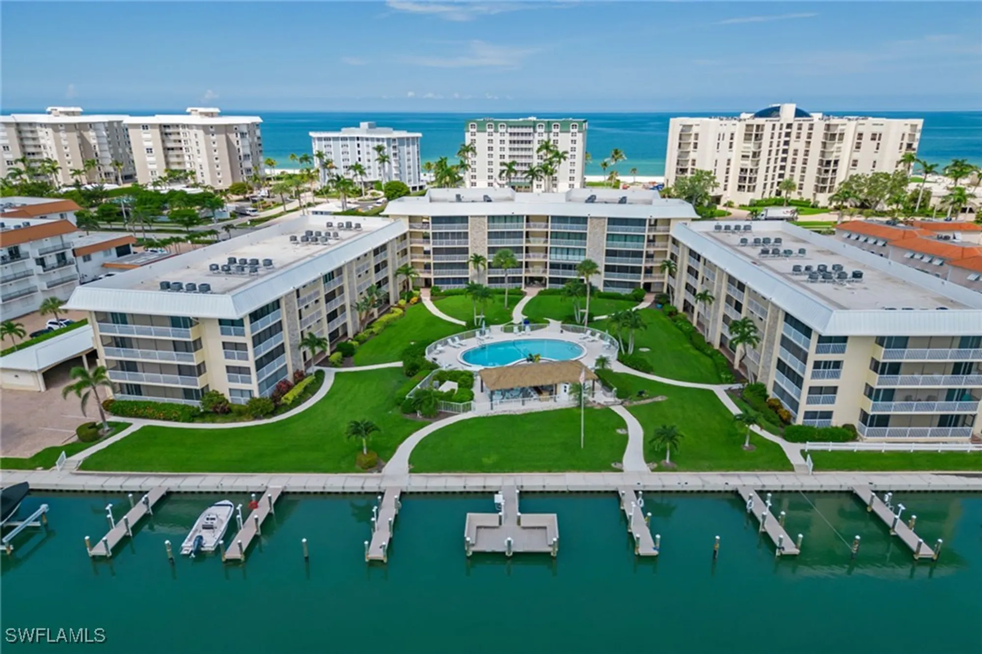 Property Slideshow image 26 of 27 | 3000 gulf shore blvd 207, Naples, FL, 34103