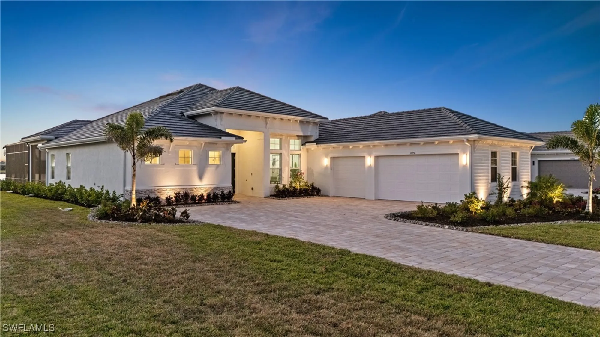 Property Slideshow image 4 of 50 | 17350 blue sapphire dr, Fort Myers, FL, 33913