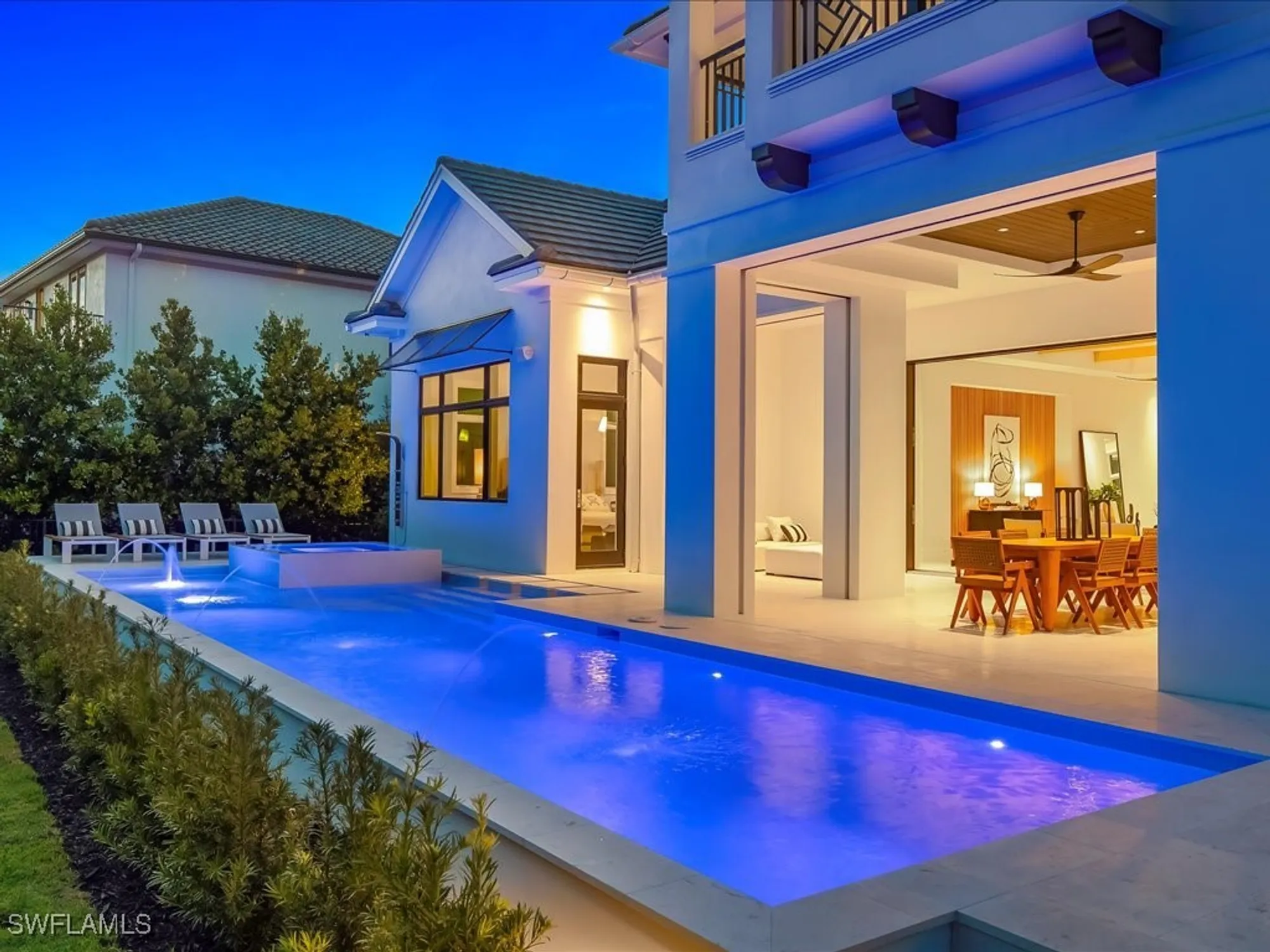 Property Slideshow image 25 of 50 | 612 binnacle dr, Naples, FL, 34103