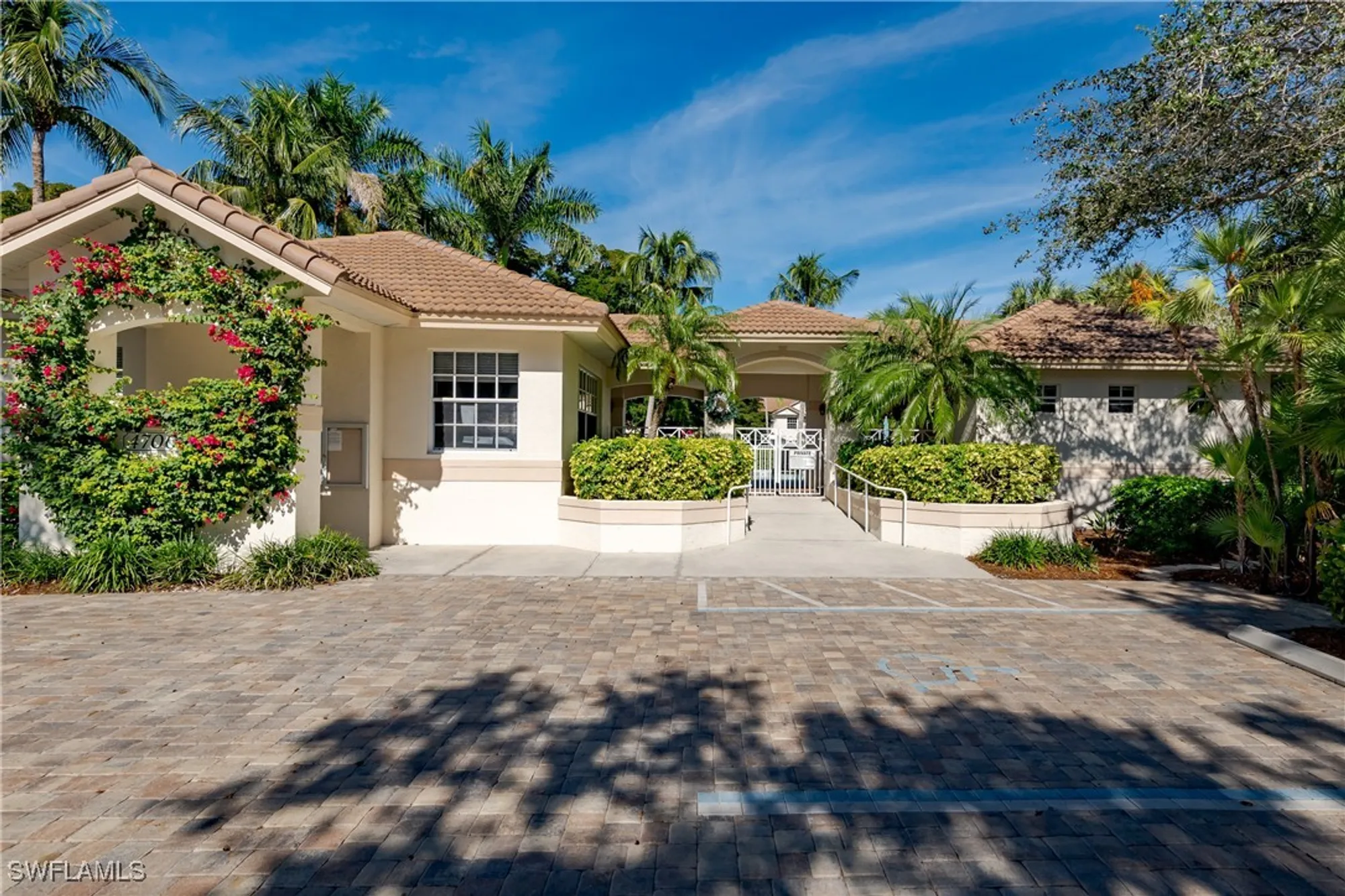 Property Slideshow image 25 of 35 | 26932 montego pointe ct 202, Bonita Springs, FL, 34134