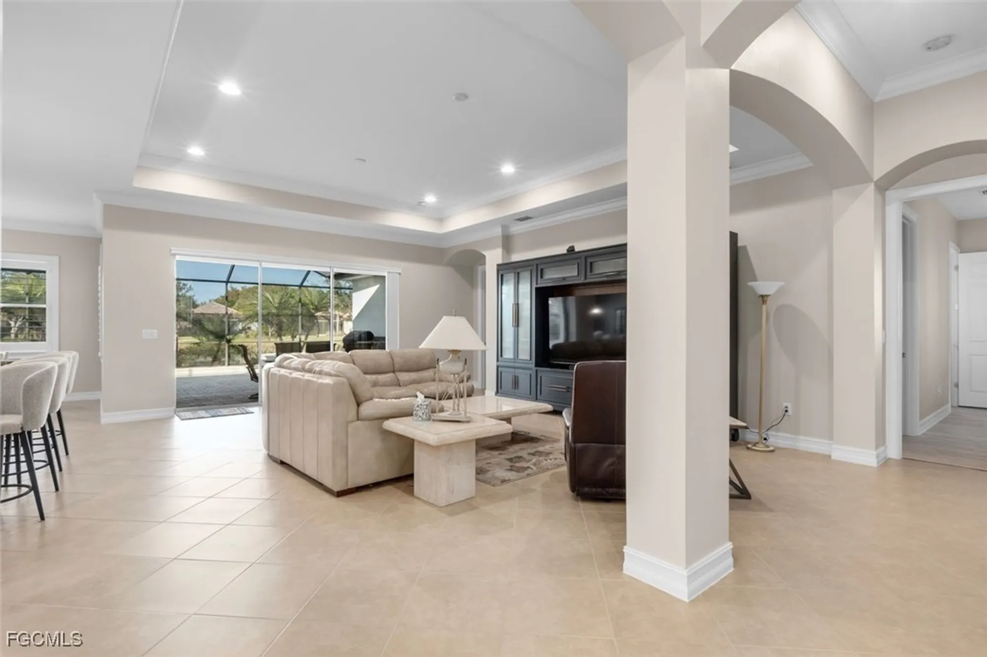 Property Slideshow image 10 of 41 | 3980 otter bend cir, Fort Myers, FL, 33905