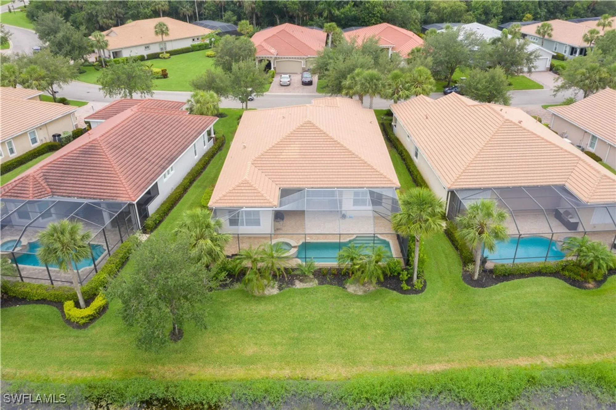 Property Slideshow image 4 of 41 | 3980 otter bend cir, Fort Myers, FL, 33905