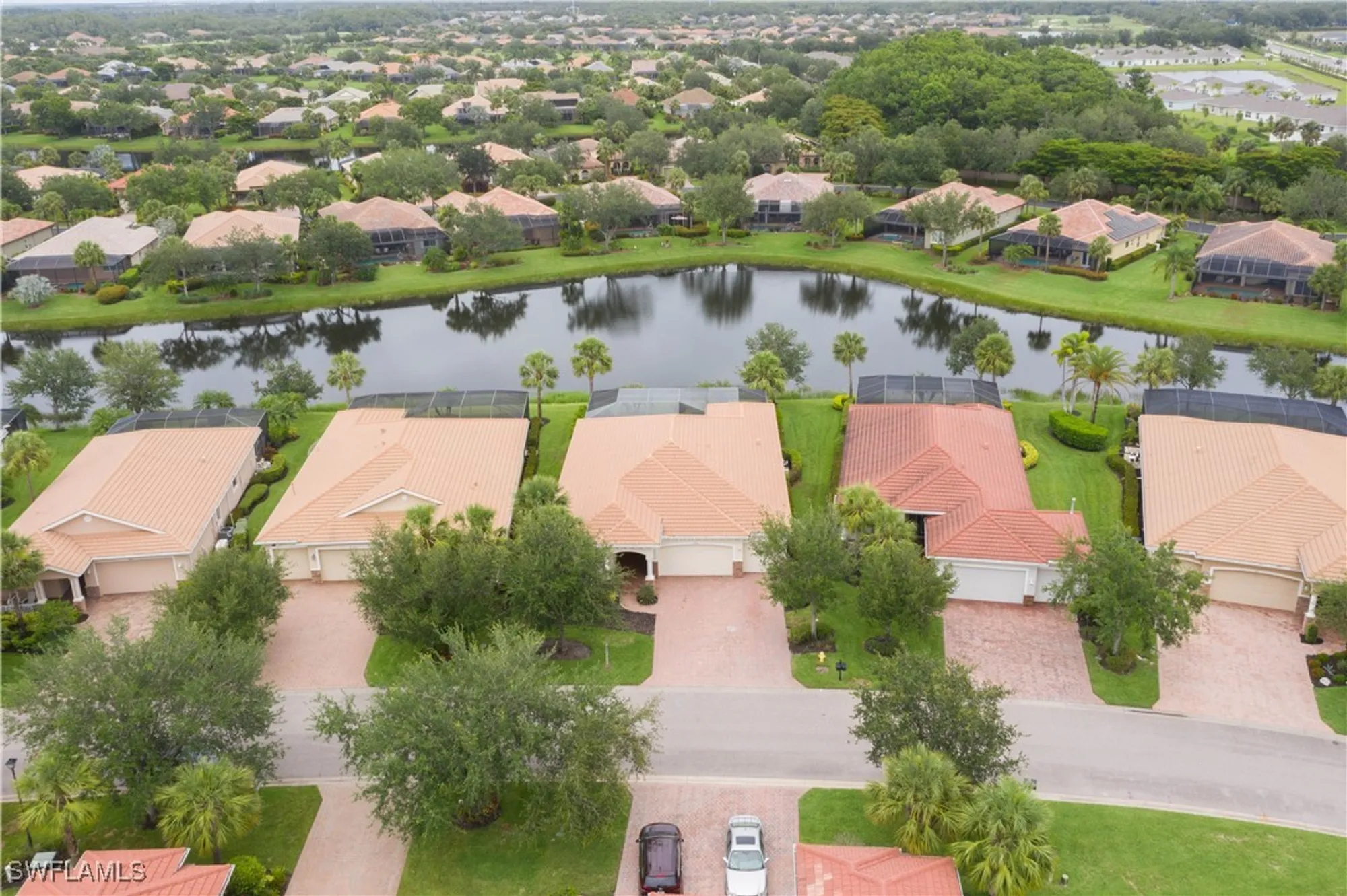 Property Slideshow image 5 of 41 | 3980 otter bend cir, Fort Myers, FL, 33905