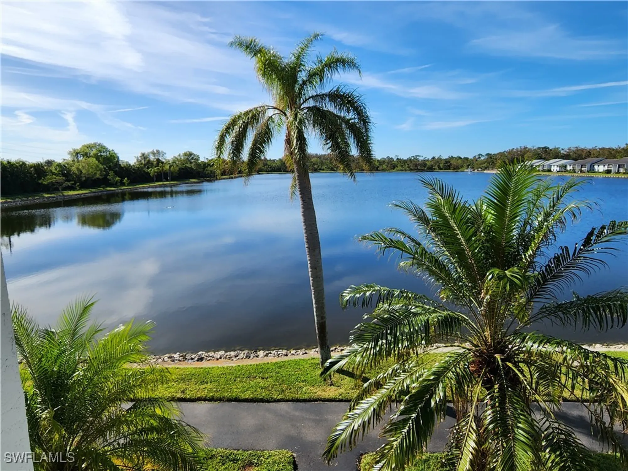 Property Slideshow image 14 of 25 | 9540 green cypress ln # 9-a2, Fort Myers, FL, 33905
