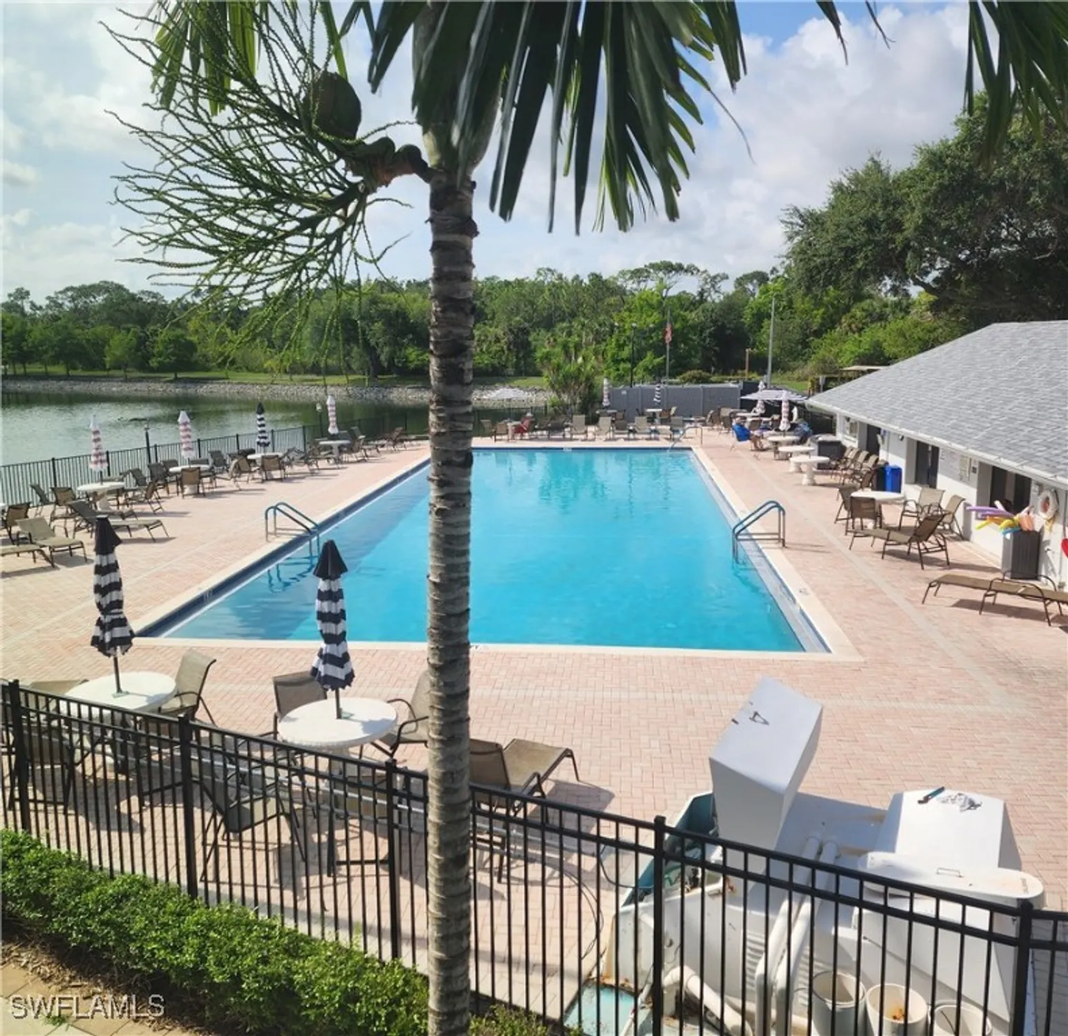 Property Slideshow image 18 of 25 | 9540 green cypress ln # 9-a2, Fort Myers, FL, 33905