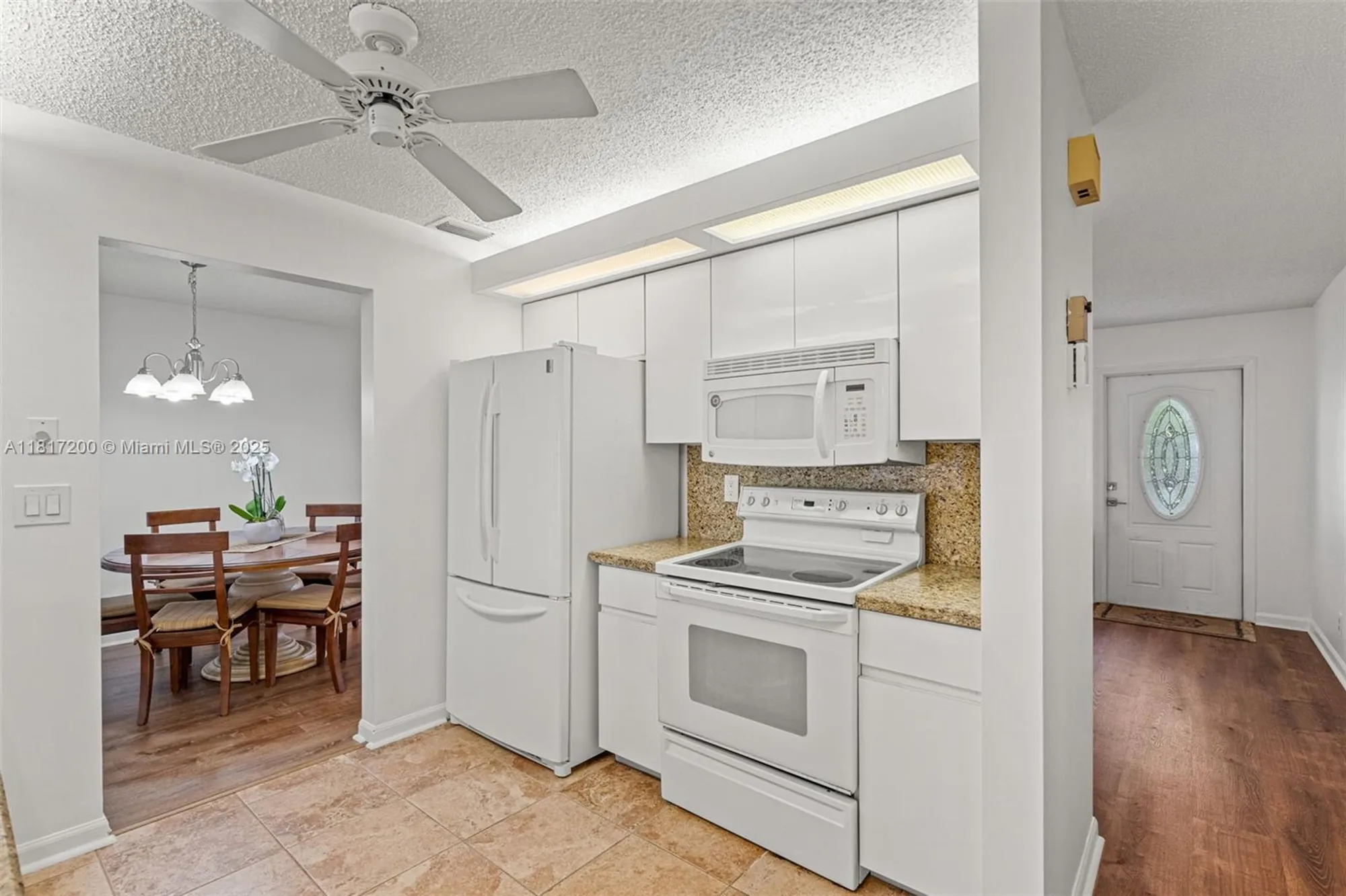 Property Slideshow image 12 of 55 | 1110 nw 90th way, Plantation, FL, 33322