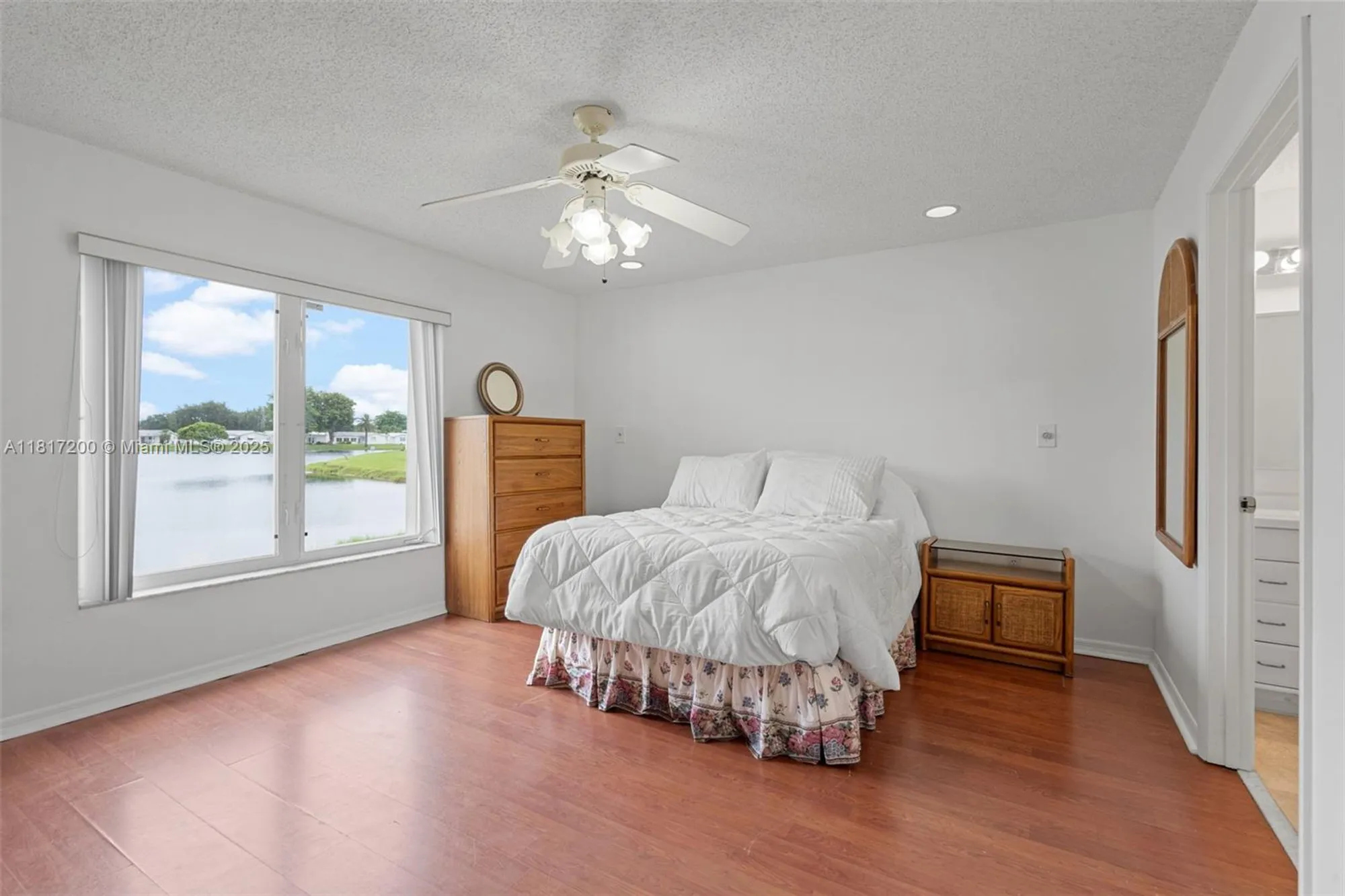 Property Slideshow image 22 of 55 | 1110 nw 90th way, Plantation, FL, 33322