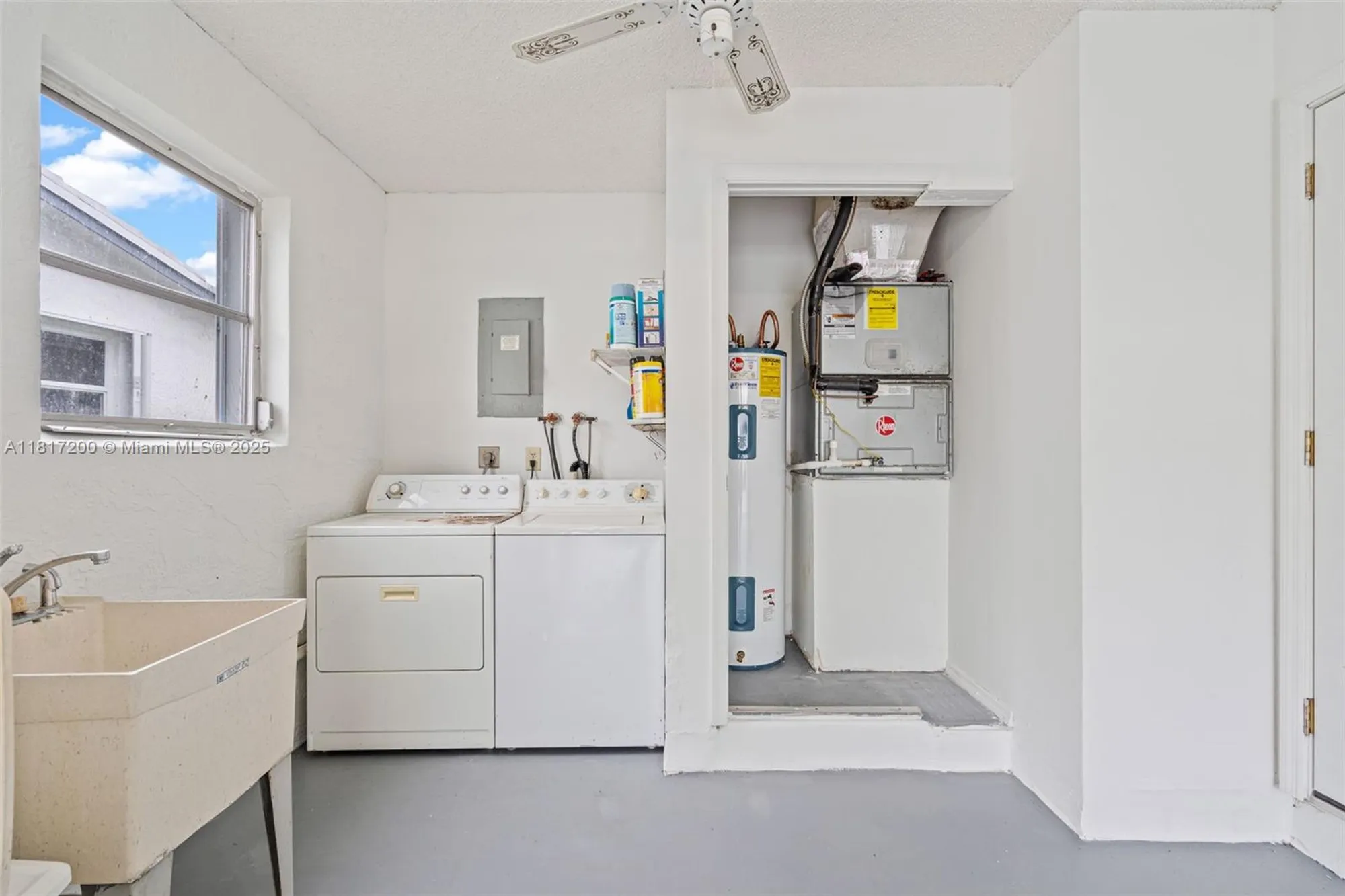 Property Slideshow image 34 of 55 | 1110 nw 90th way, Plantation, FL, 33322