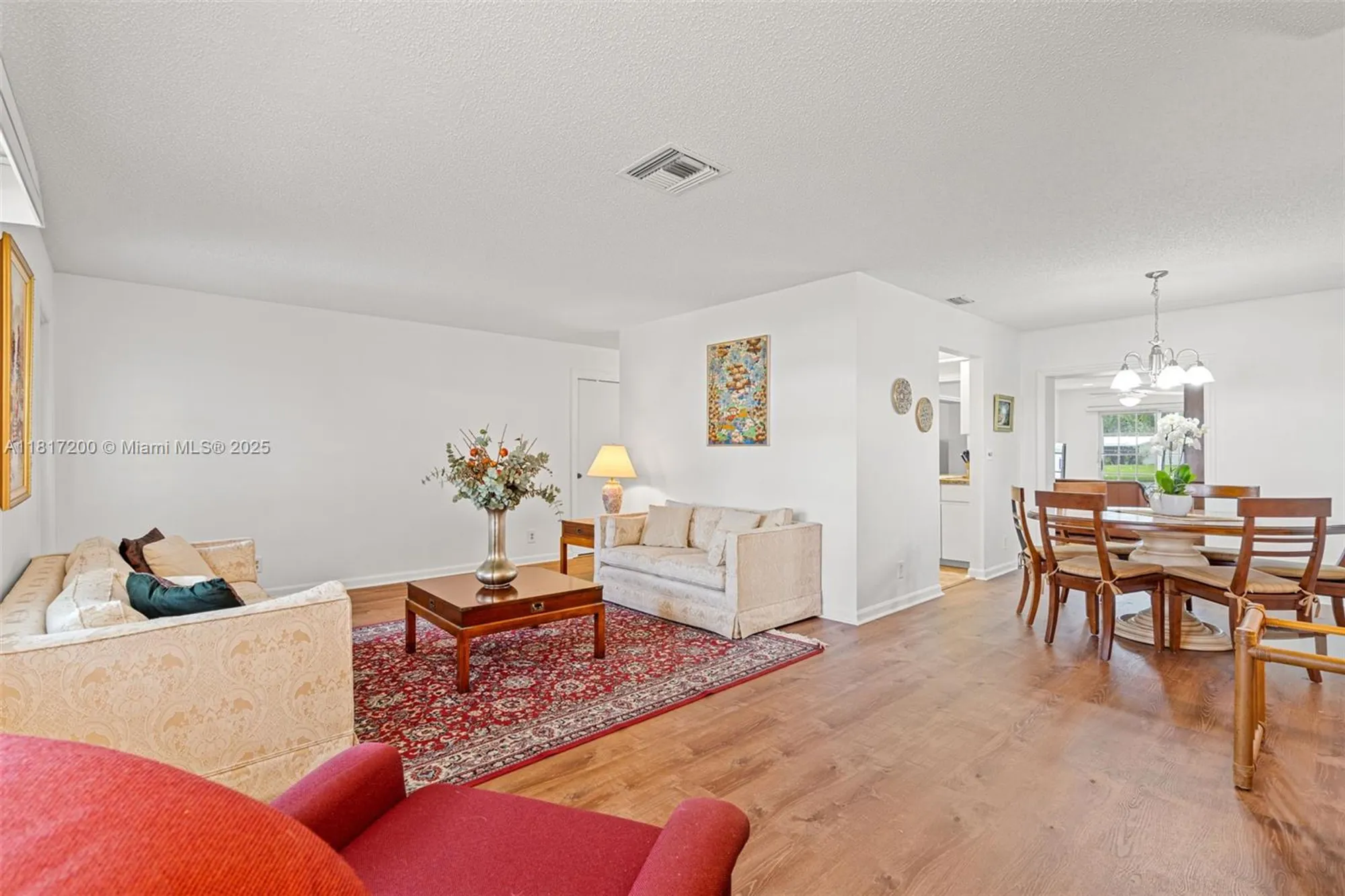 Property Slideshow image 9 of 55 | 1110 nw 90th way, Plantation, FL, 33322