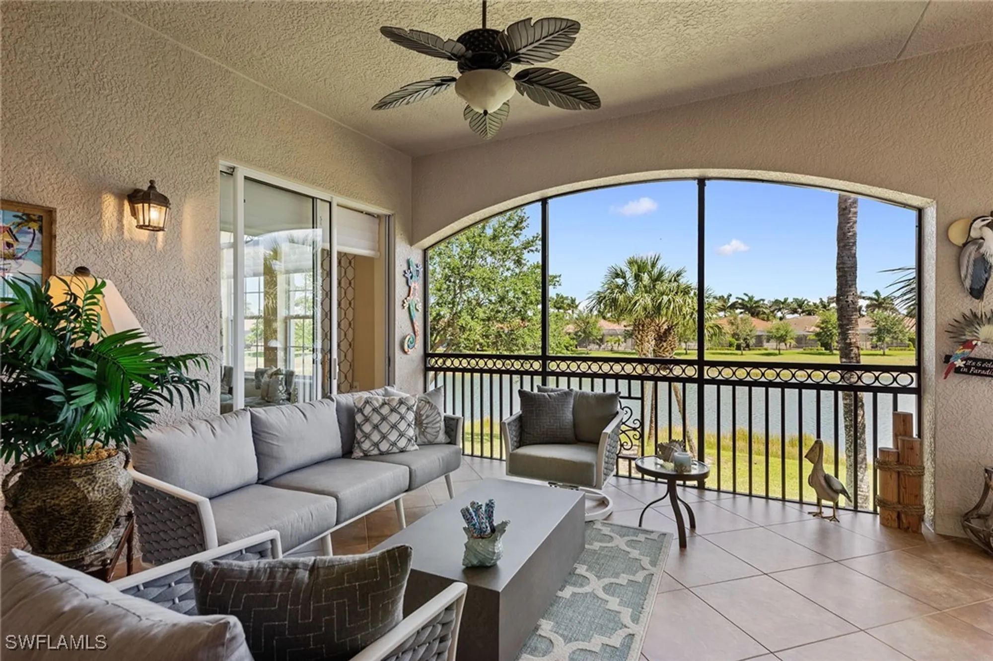 Property Slideshow image 24 of 50 | 3160 serena ln apt 202, Naples, FL, 34114