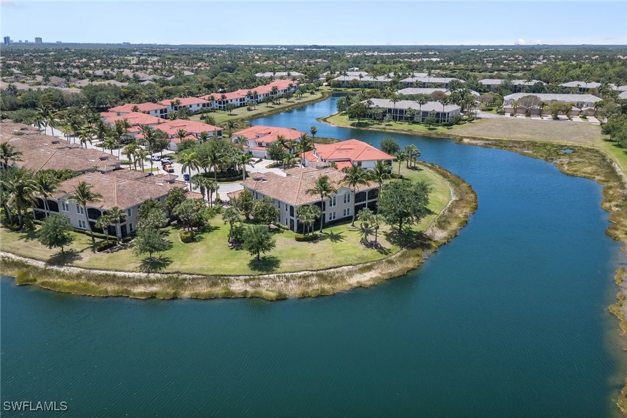 Property Slideshow image 31 of 50 | 3160 serena ln apt 202, Naples, FL, 34114