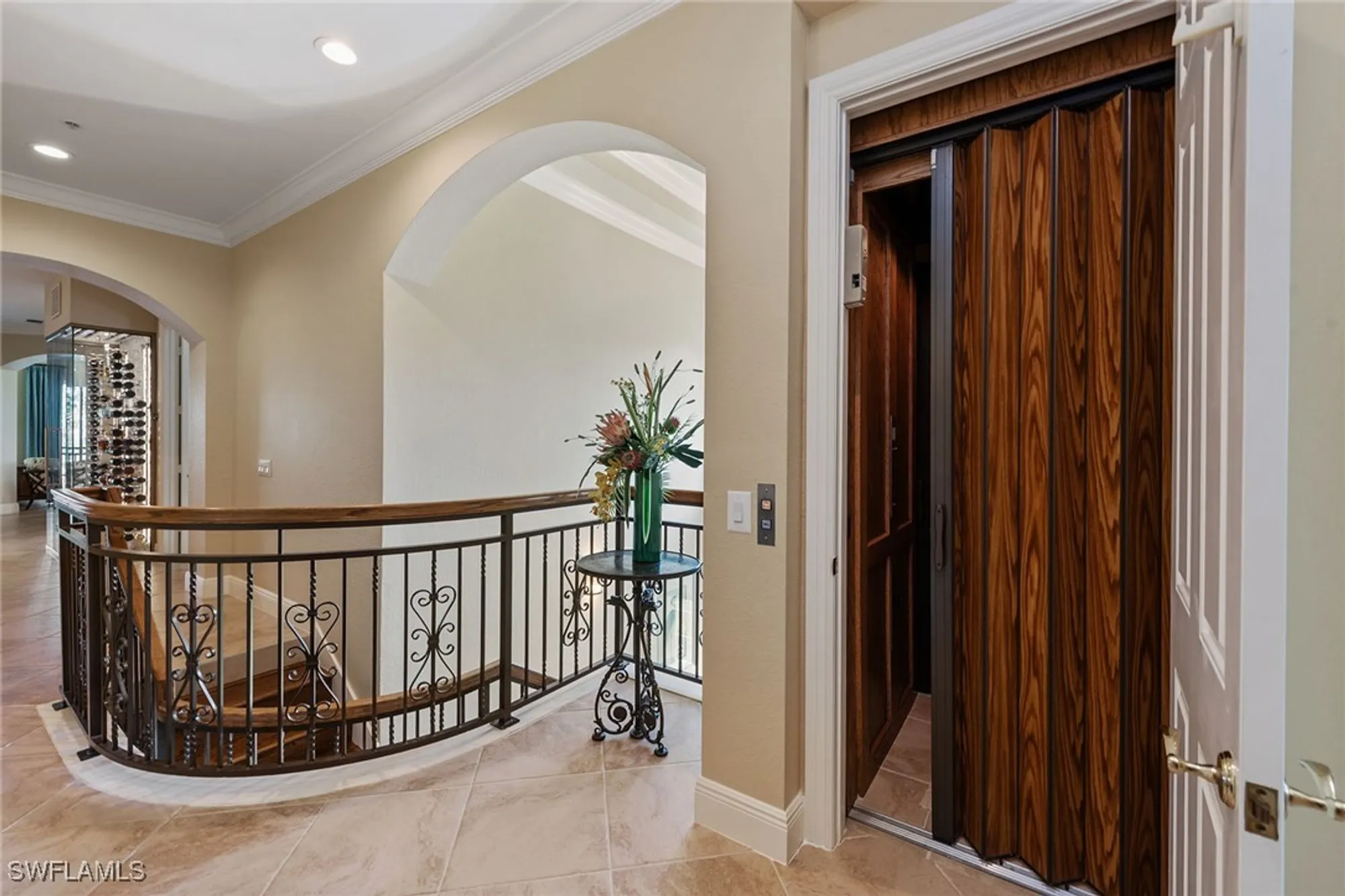 Property Slideshow image 4 of 50 | 3160 serena ln apt 202, Naples, FL, 34114