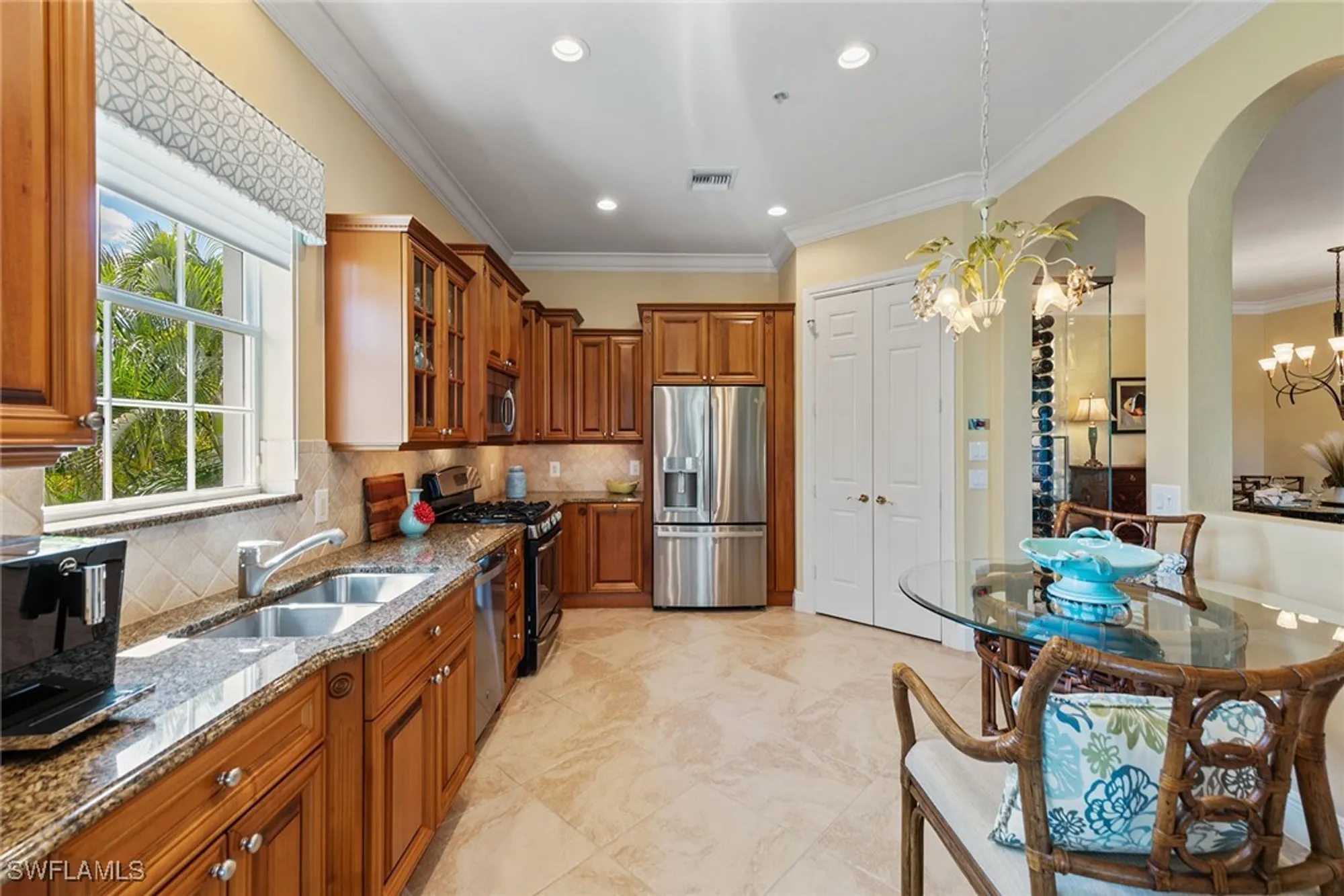 Property Slideshow image 8 of 50 | 3160 serena ln apt 202, Naples, FL, 34114