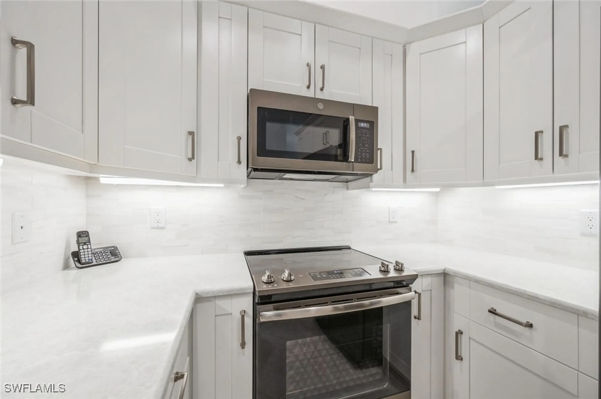 Property Slideshow image 13 of 32 | 74 silver oaks cir apt 9202, Naples, FL, 34119