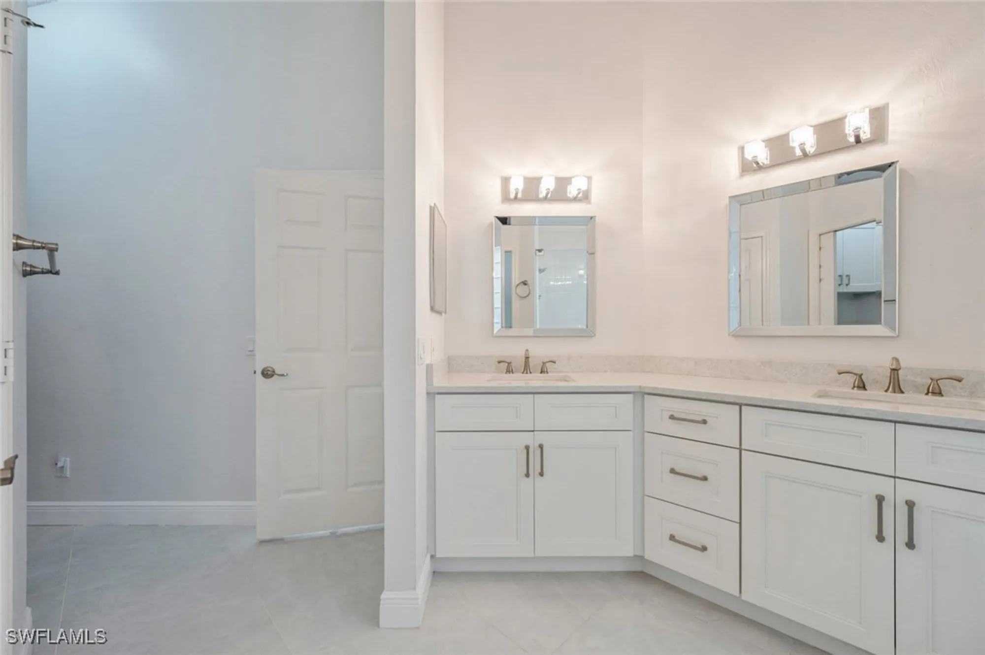Property Slideshow image 20 of 32 | 74 silver oaks cir apt 9202, Naples, FL, 34119