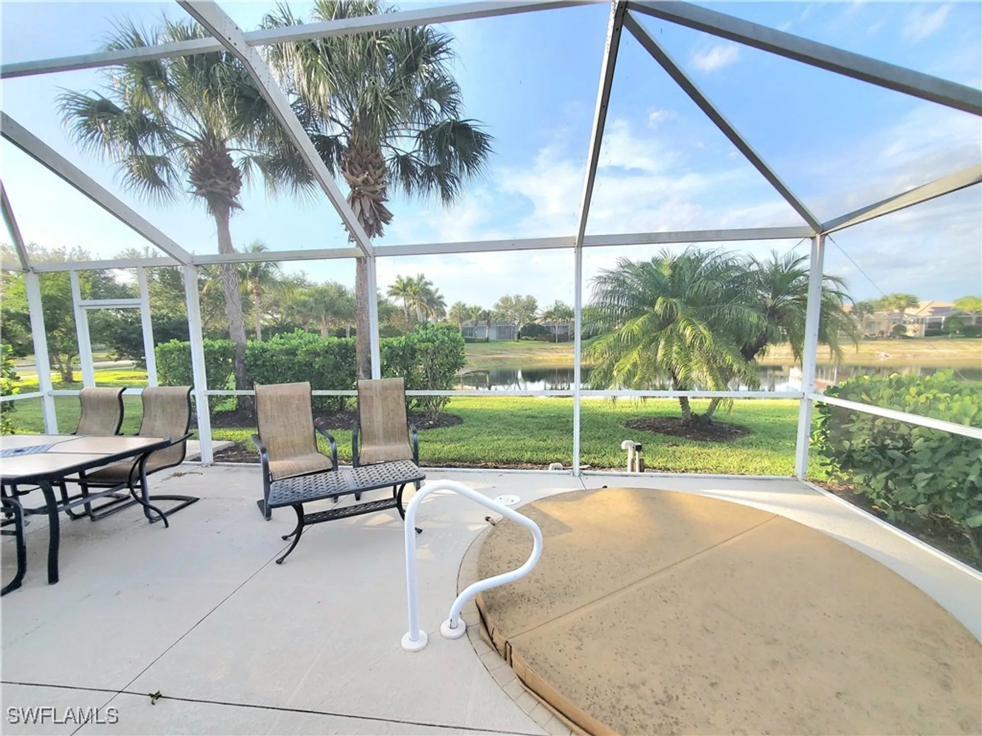 Property Slideshow image 14 of 50 | 8657 querce ct, Naples, FL, 34114