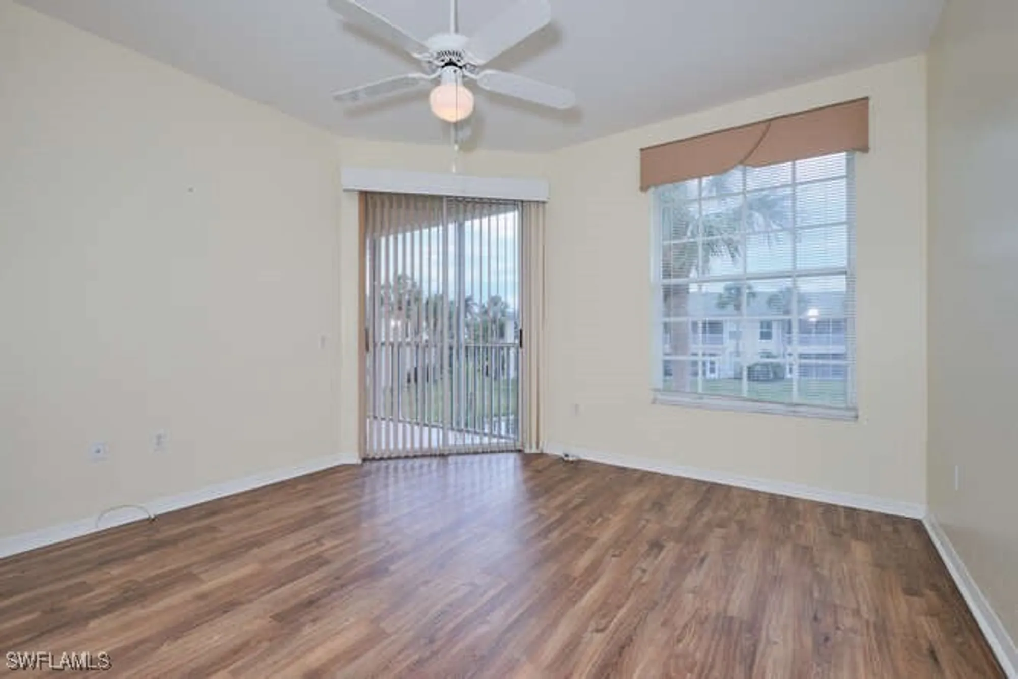 Property Slideshow image 11 of 40 | 14571 grande cay cir 3203, Fort Myers, FL, 33908