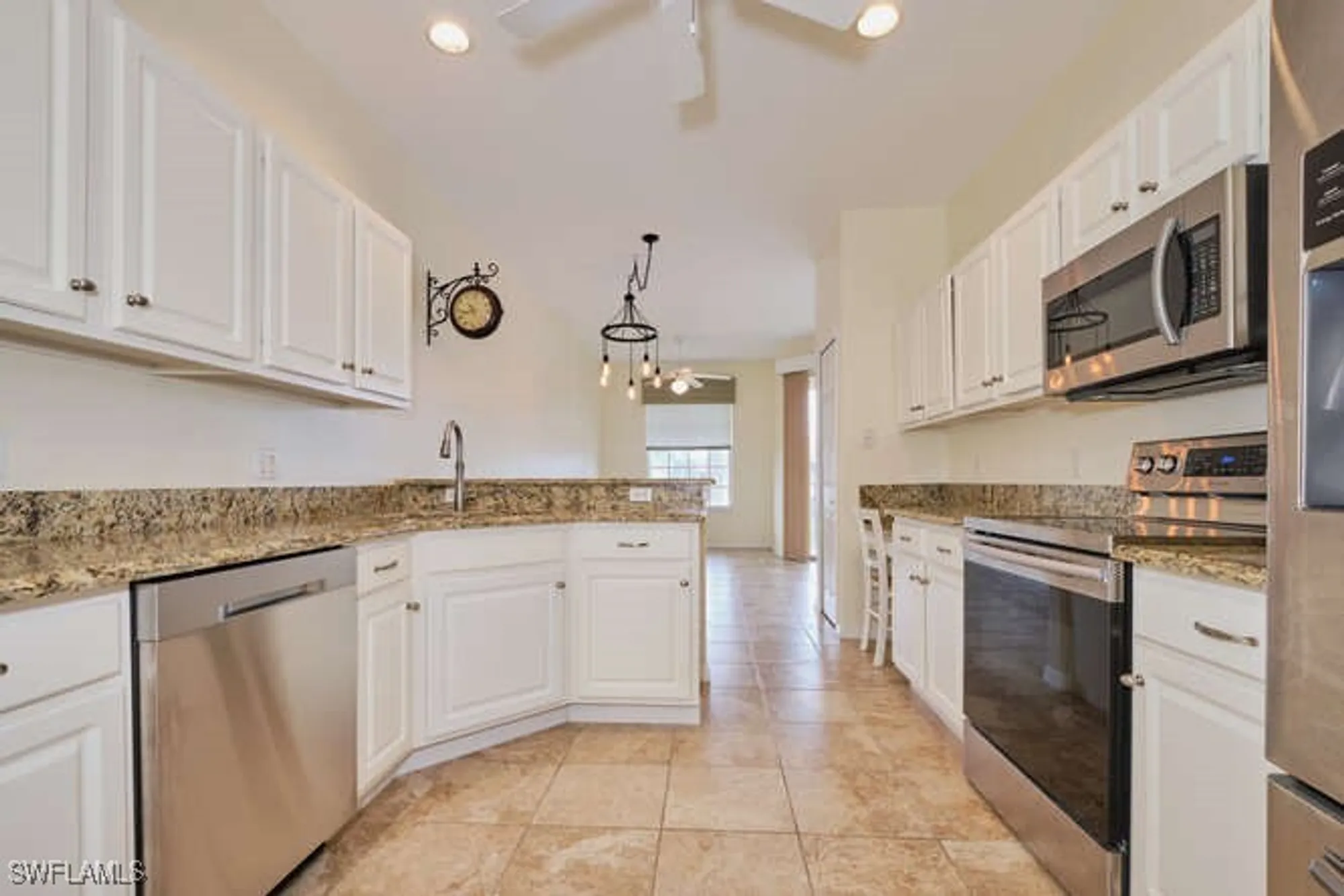 Property Slideshow image 8 of 40 | 14571 grande cay cir 3203, Fort Myers, FL, 33908