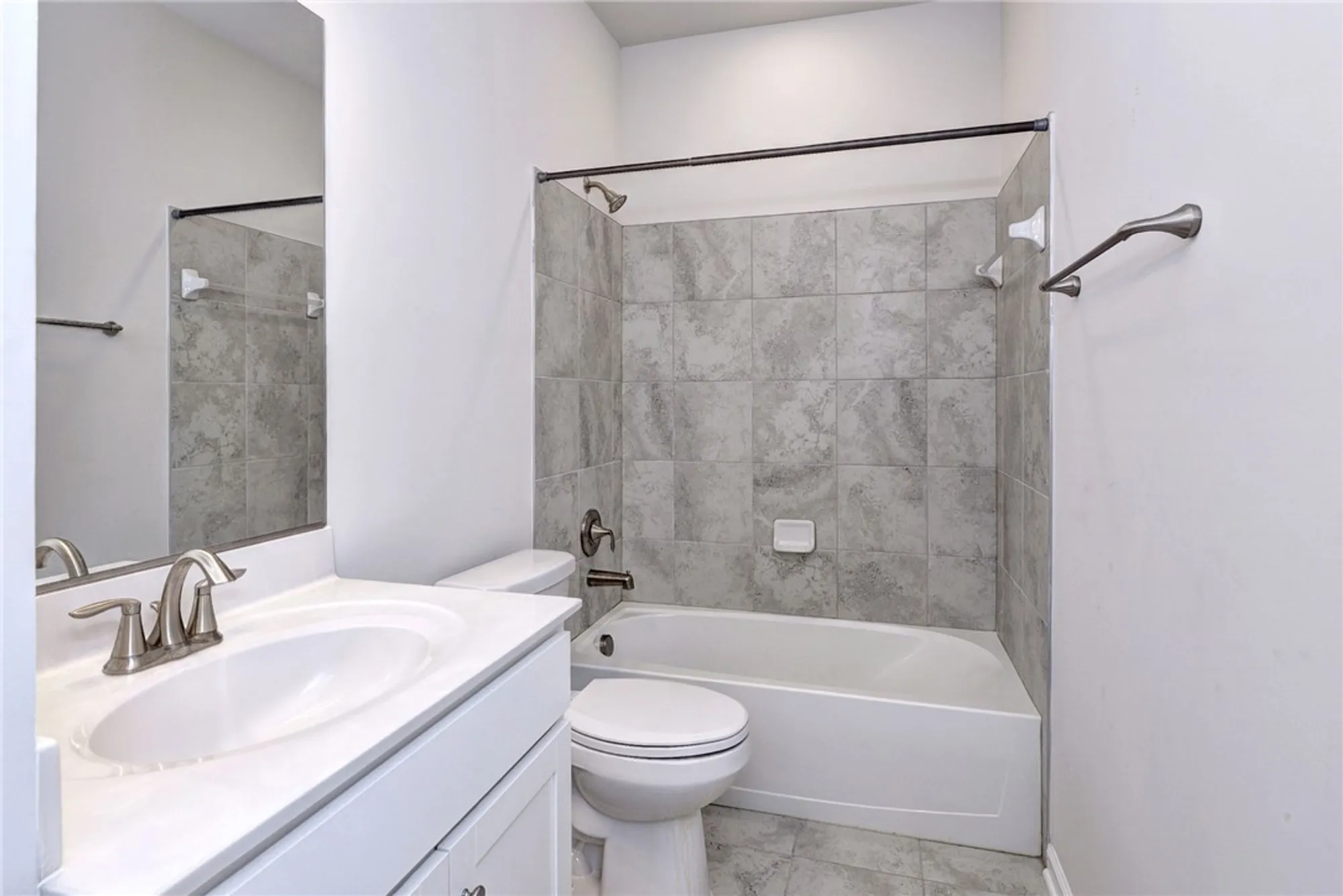 Property Slideshow image 26 of 48 | 6371 yarmouth run, Williamsburg, VA, 23188