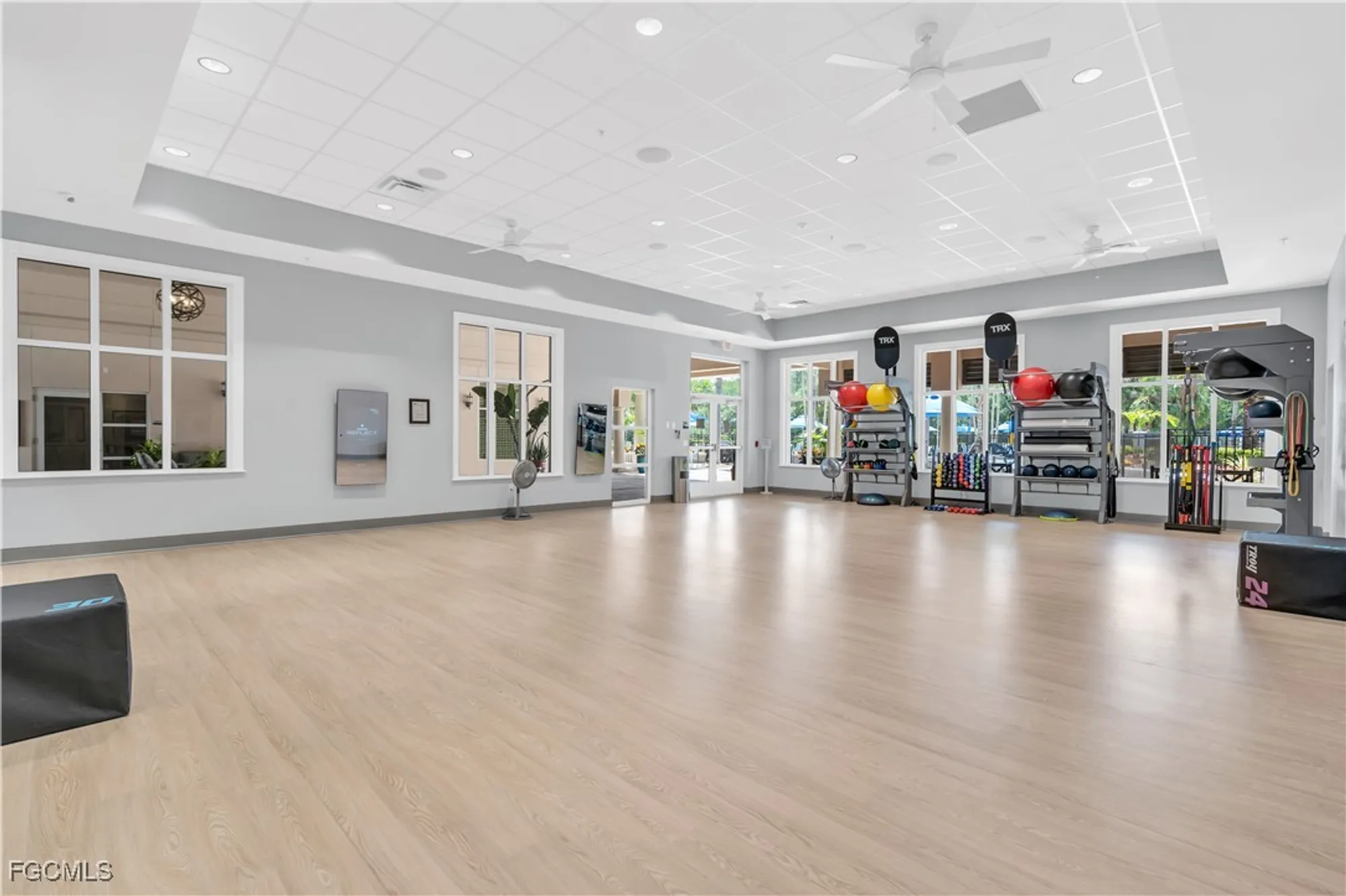 Property Slideshow image 37 of 38 | 12905 hadley ct, Fort Myers, FL, 33913