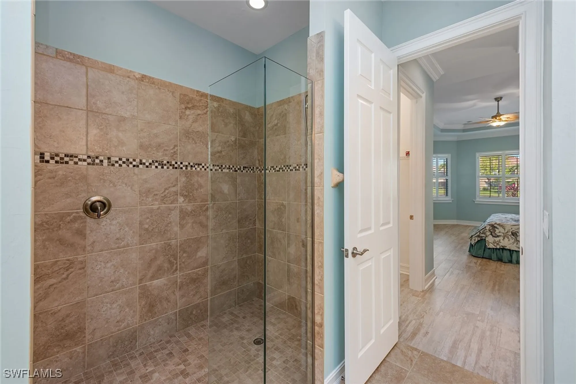 Property Slideshow image 16 of 49 | 9217 campanile cir, Naples, FL, 34114