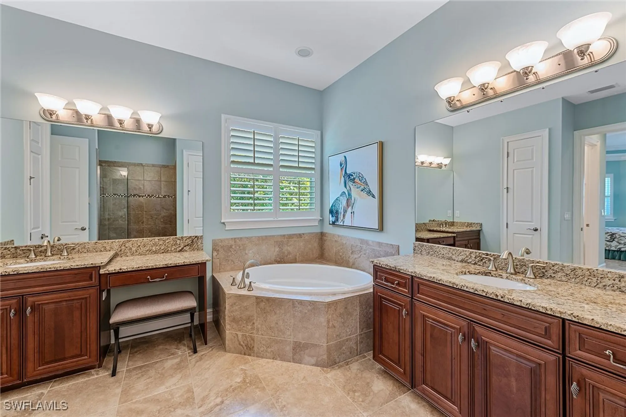 Property Slideshow image 17 of 49 | 9217 campanile cir, Naples, FL, 34114