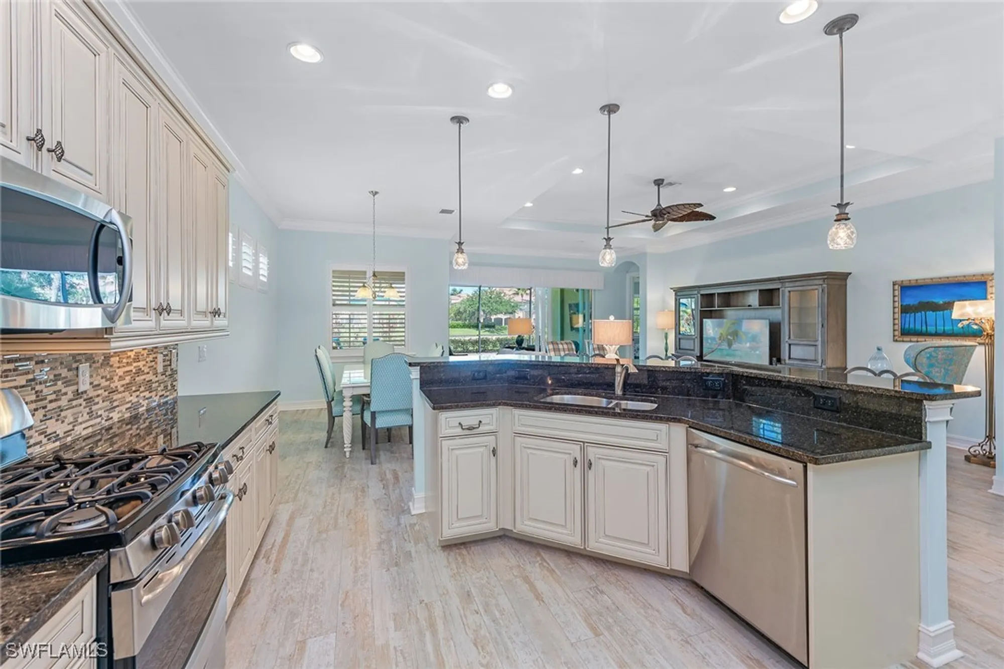 Property Slideshow image 10 of 49 | 9217 campanile cir, Naples, FL, 34114