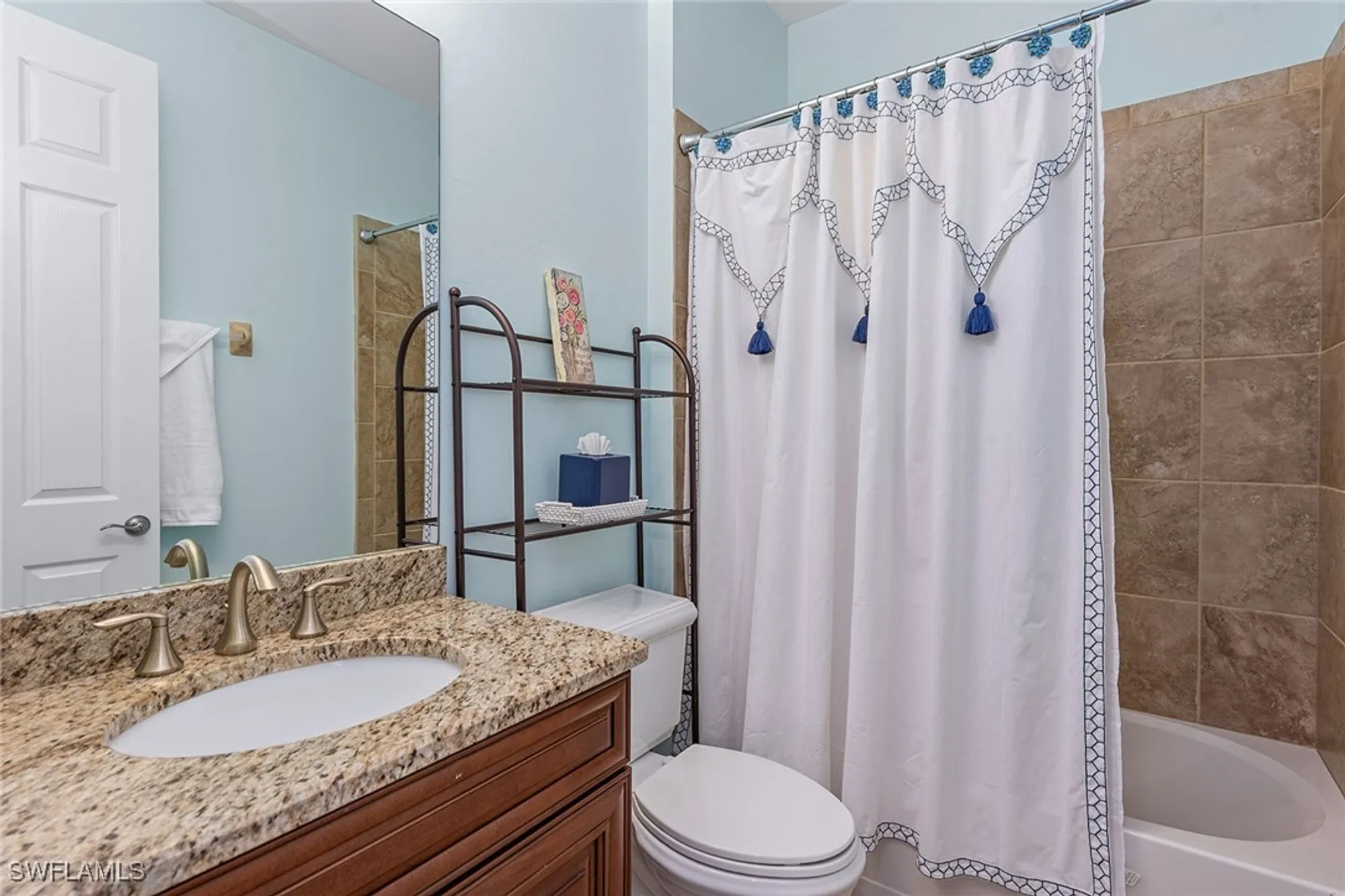 Property Slideshow image 21 of 49 | 9217 campanile cir, Naples, FL, 34114