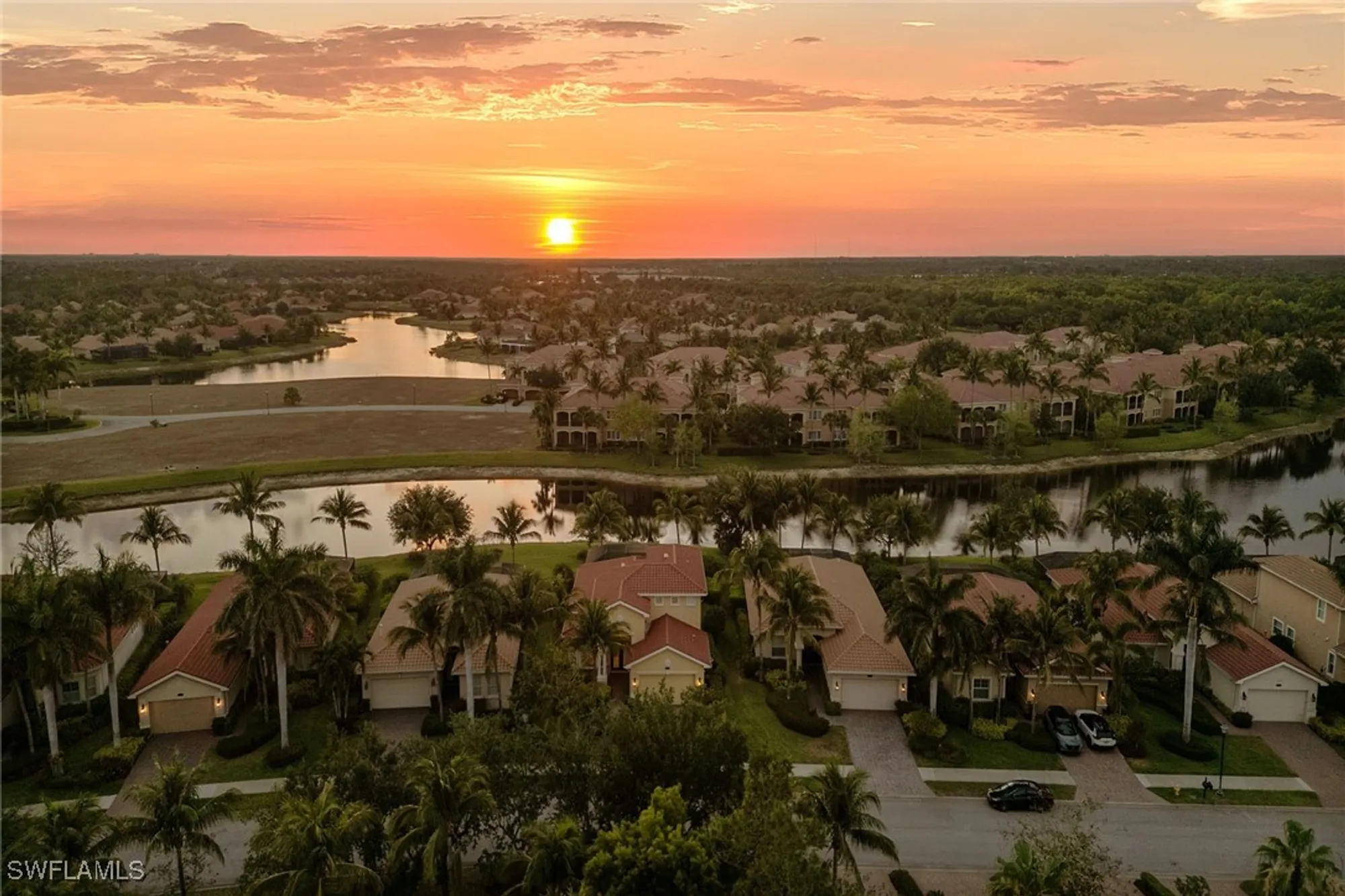 Property Slideshow image 36 of 49 | 9217 campanile cir, Naples, FL, 34114