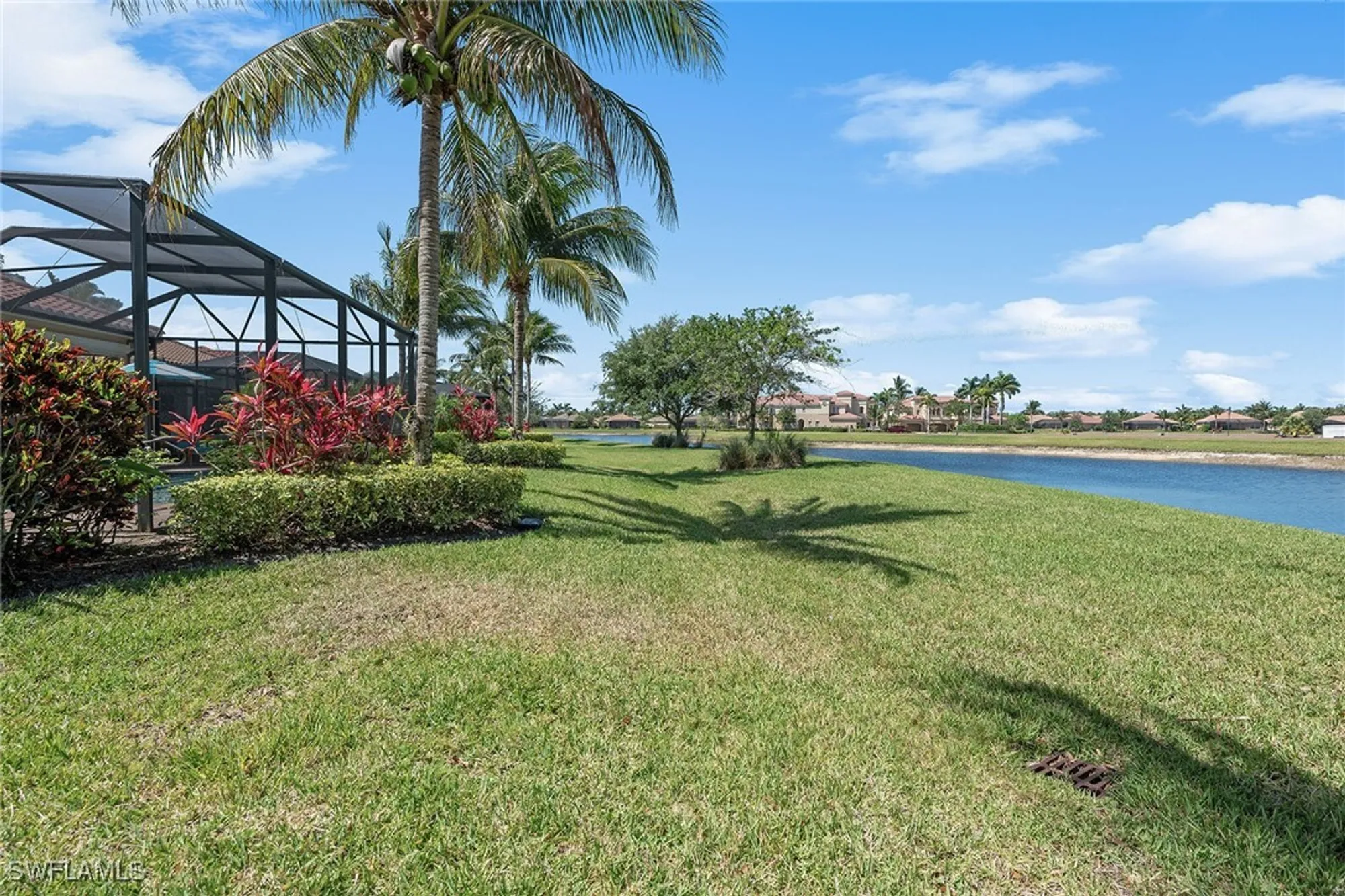 Property Slideshow image 32 of 49 | 9217 campanile cir, Naples, FL, 34114