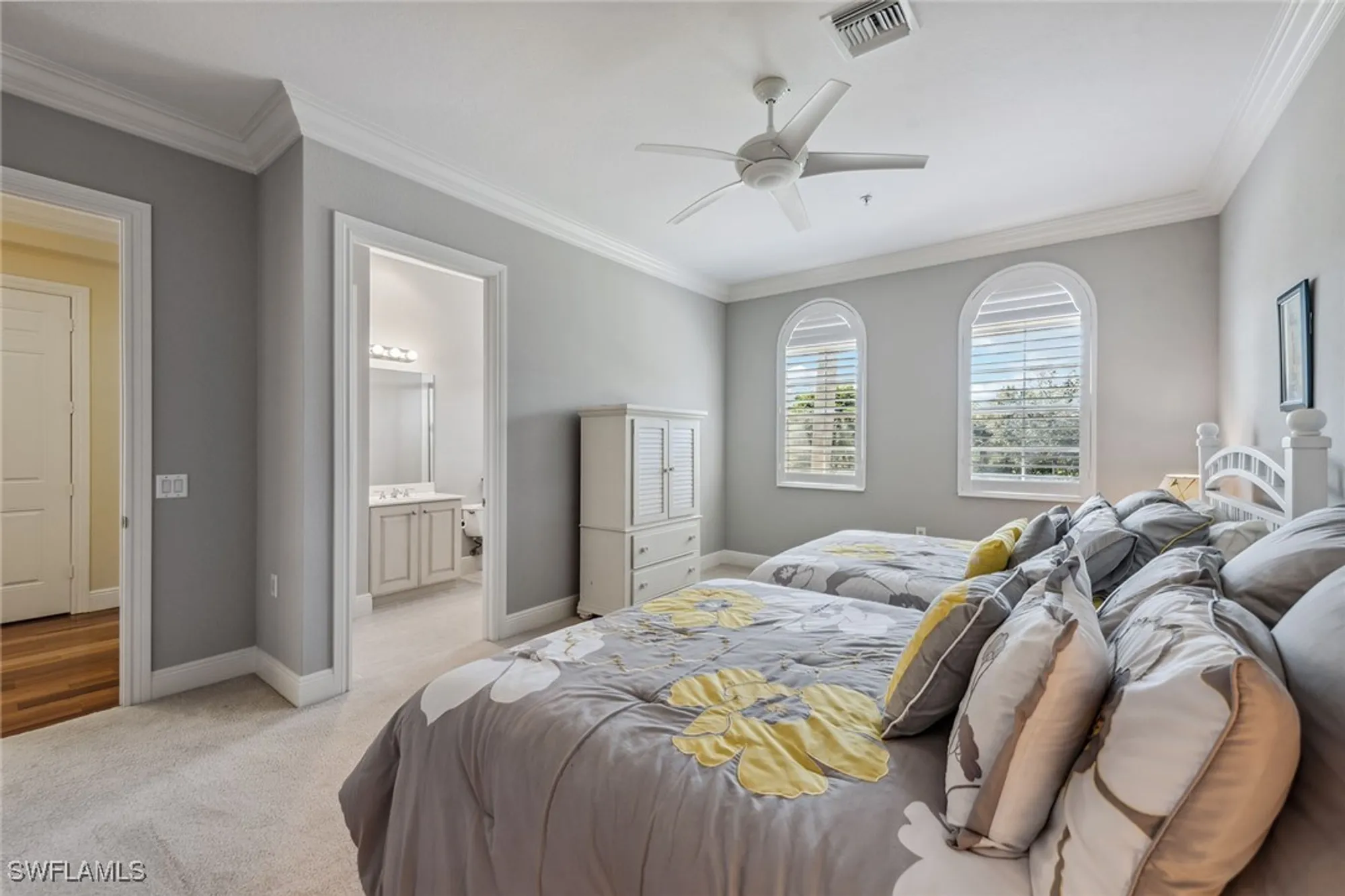 Property Slideshow image 16 of 50 | 3189 aviamar cir 202, Naples, FL, 34114